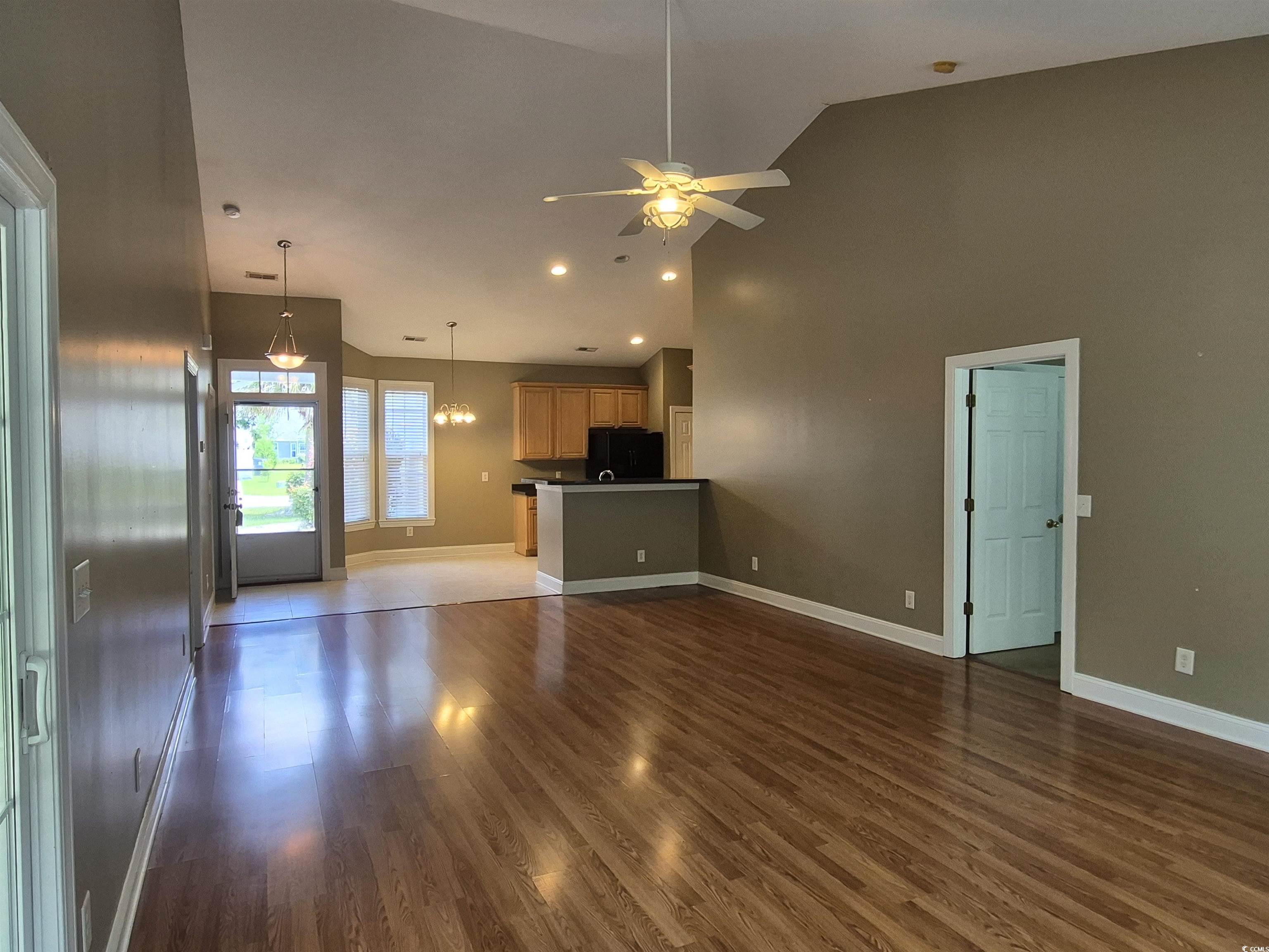 244 Colby Ct. Property Photo 4