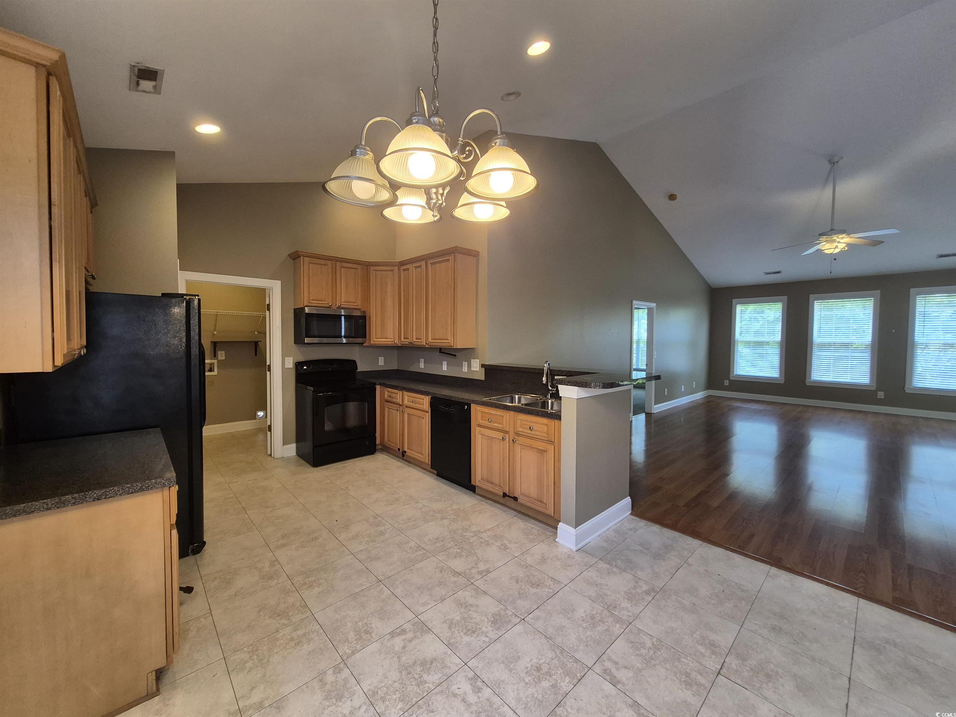 244 Colby Ct. Property Photo 8