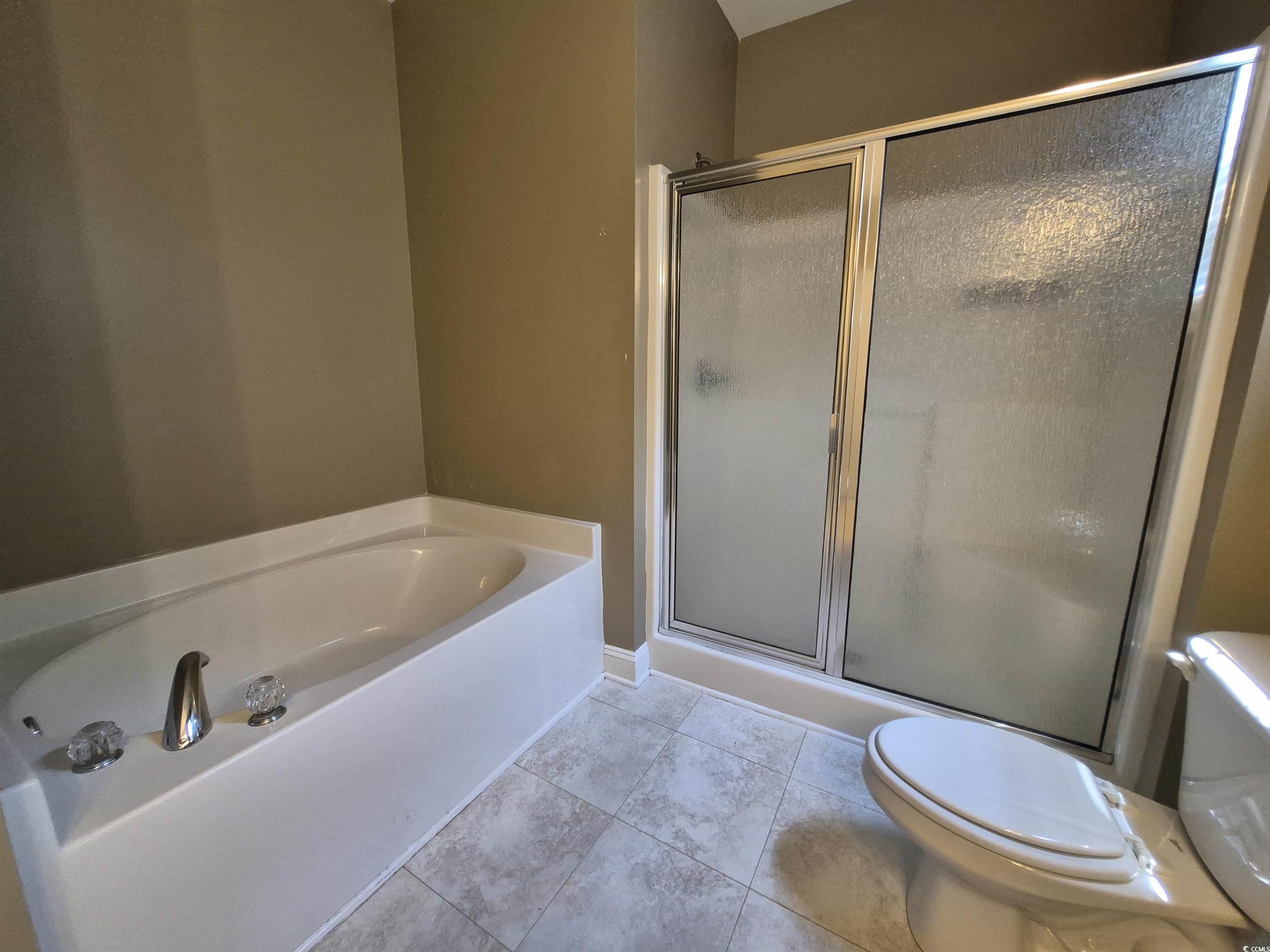 244 Colby Ct. Property Photo 14