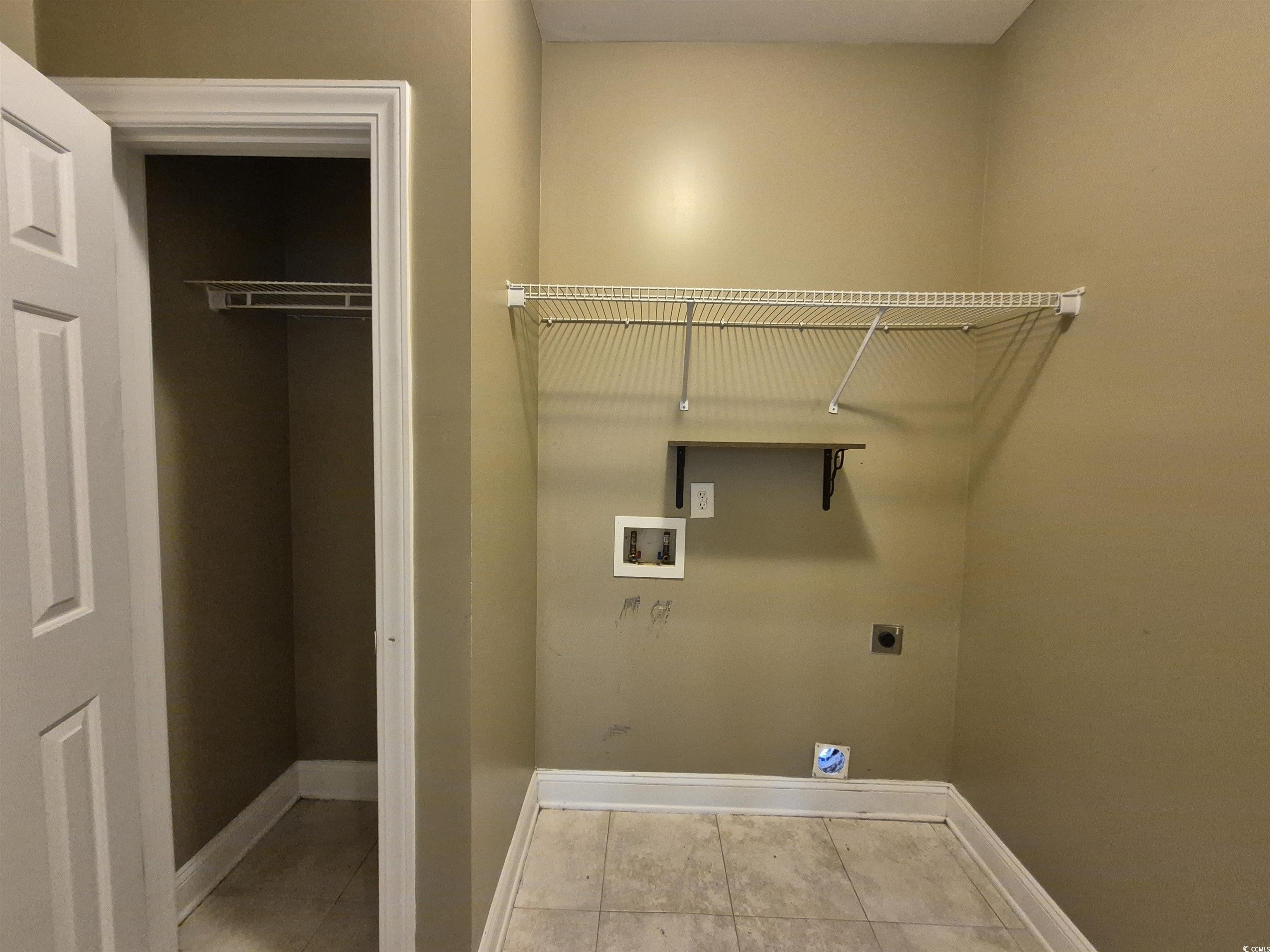 244 Colby Ct. Property Photo 24