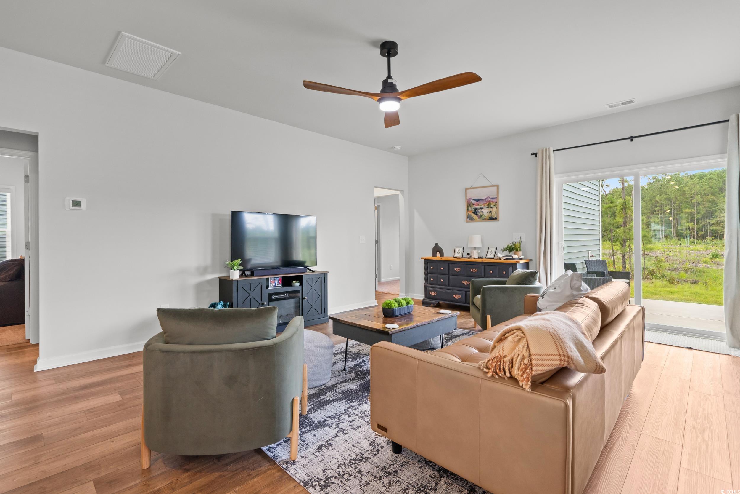 228 Averyville Dr. Property Photo 5