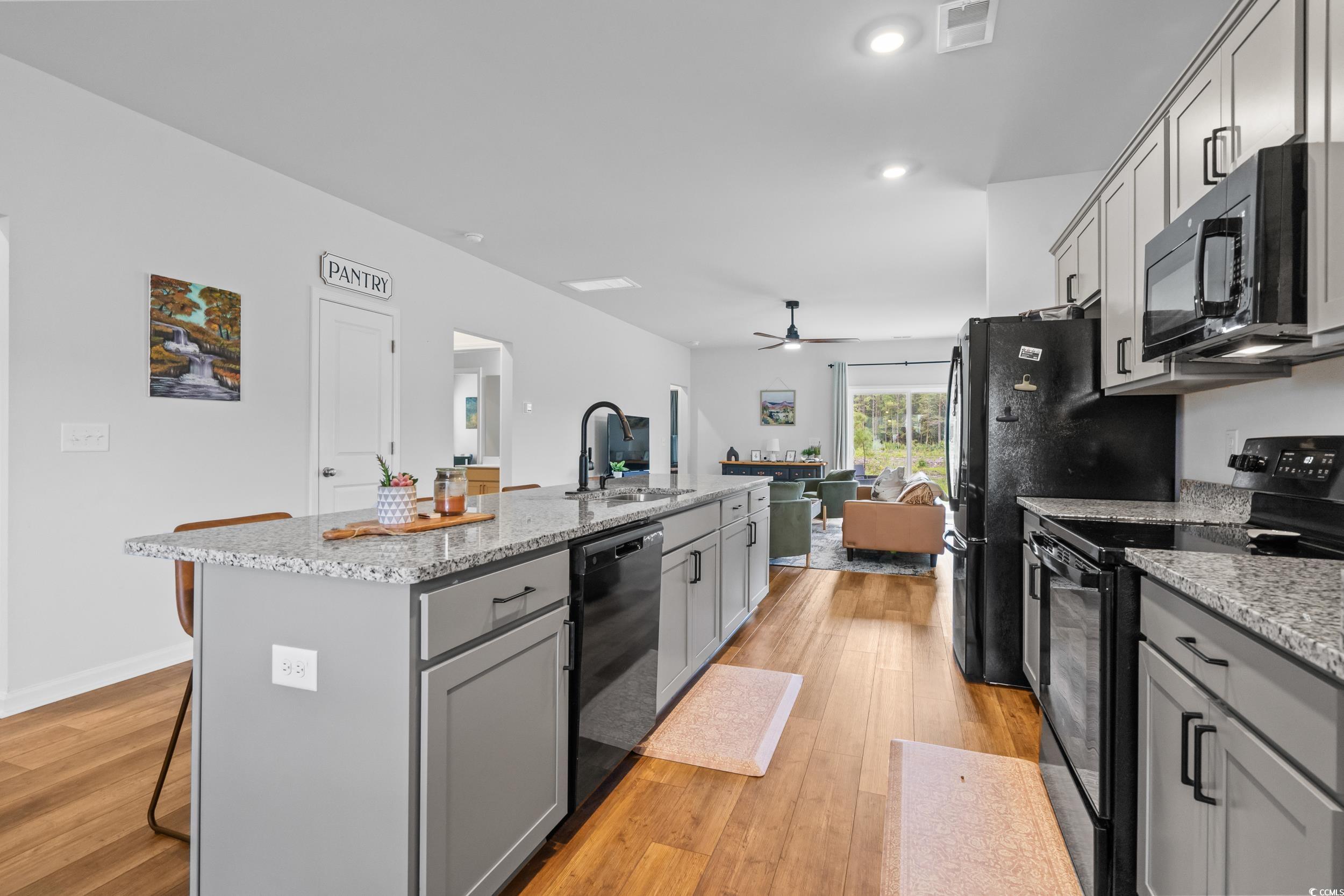 228 Averyville Dr. Property Photo 15