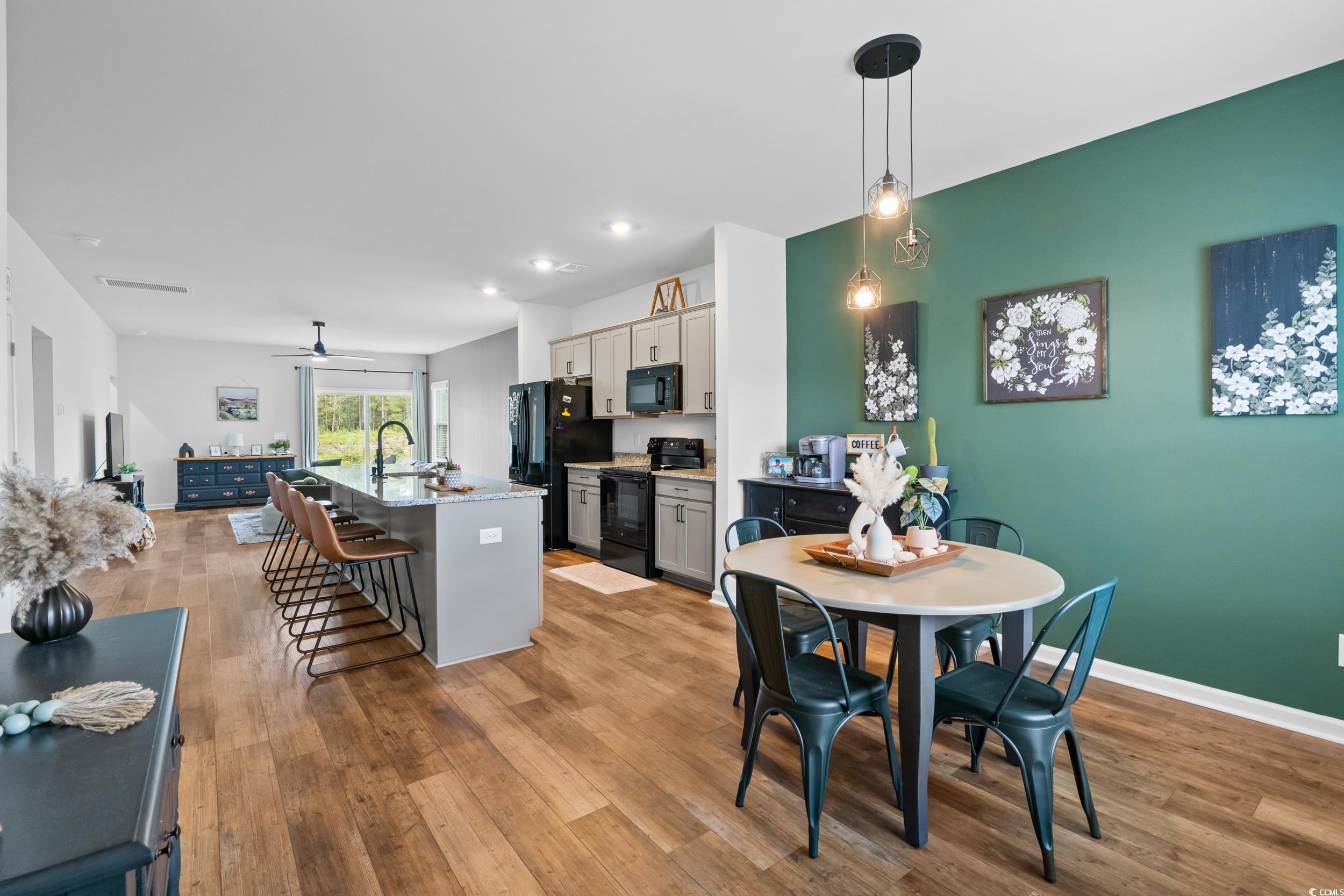 228 Averyville Dr. Property Photo 21