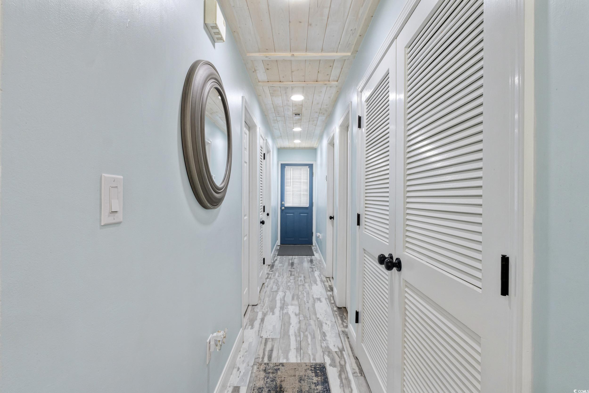 10071 Kings Rd. Property Photo 16