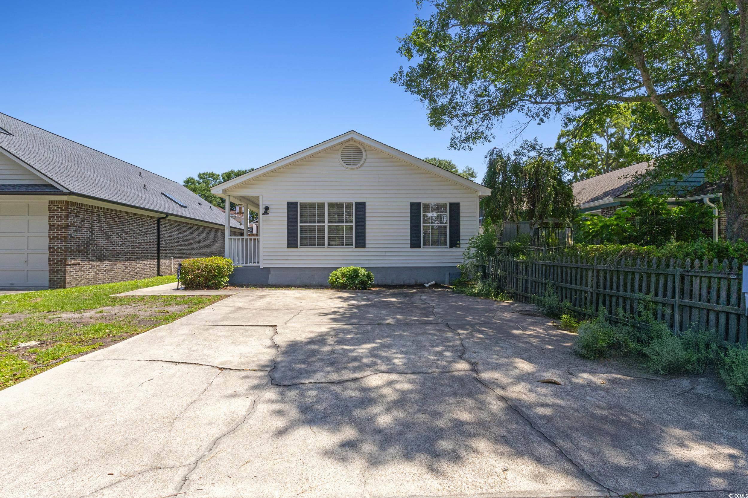 10071 Kings Rd. Property Photo 30