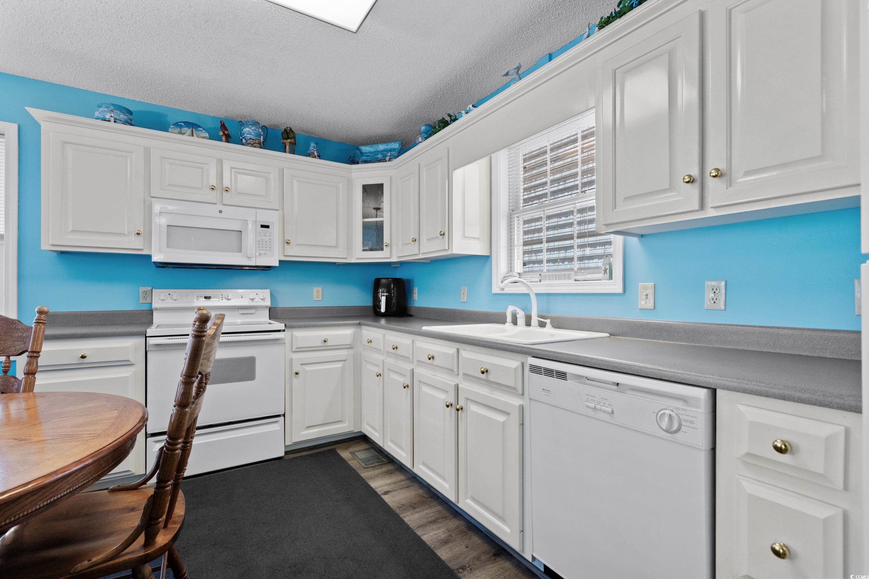 6001- P16a S Kings Highway Property Photo 14