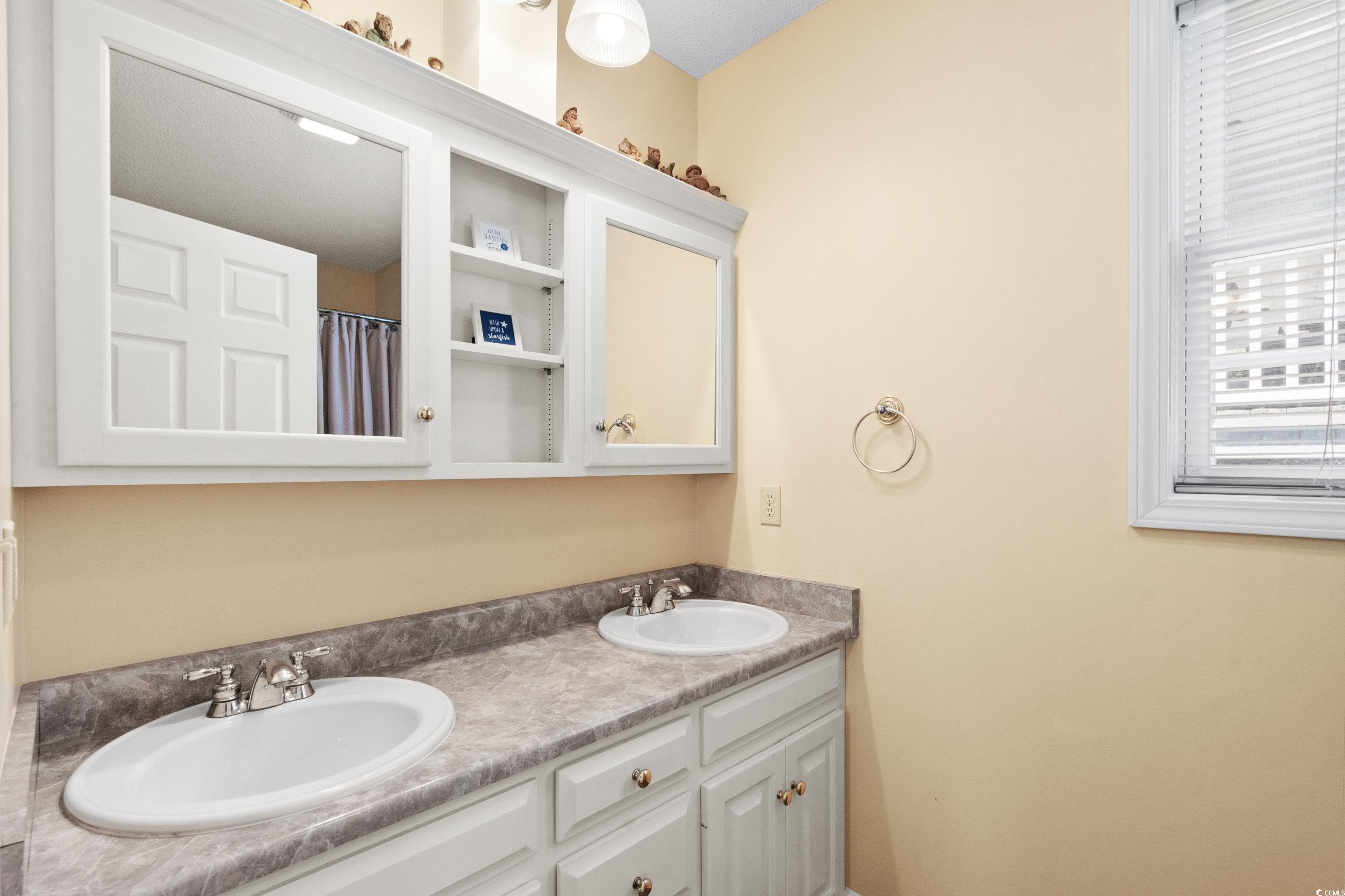 6001- P16a S Kings Highway Property Photo 21