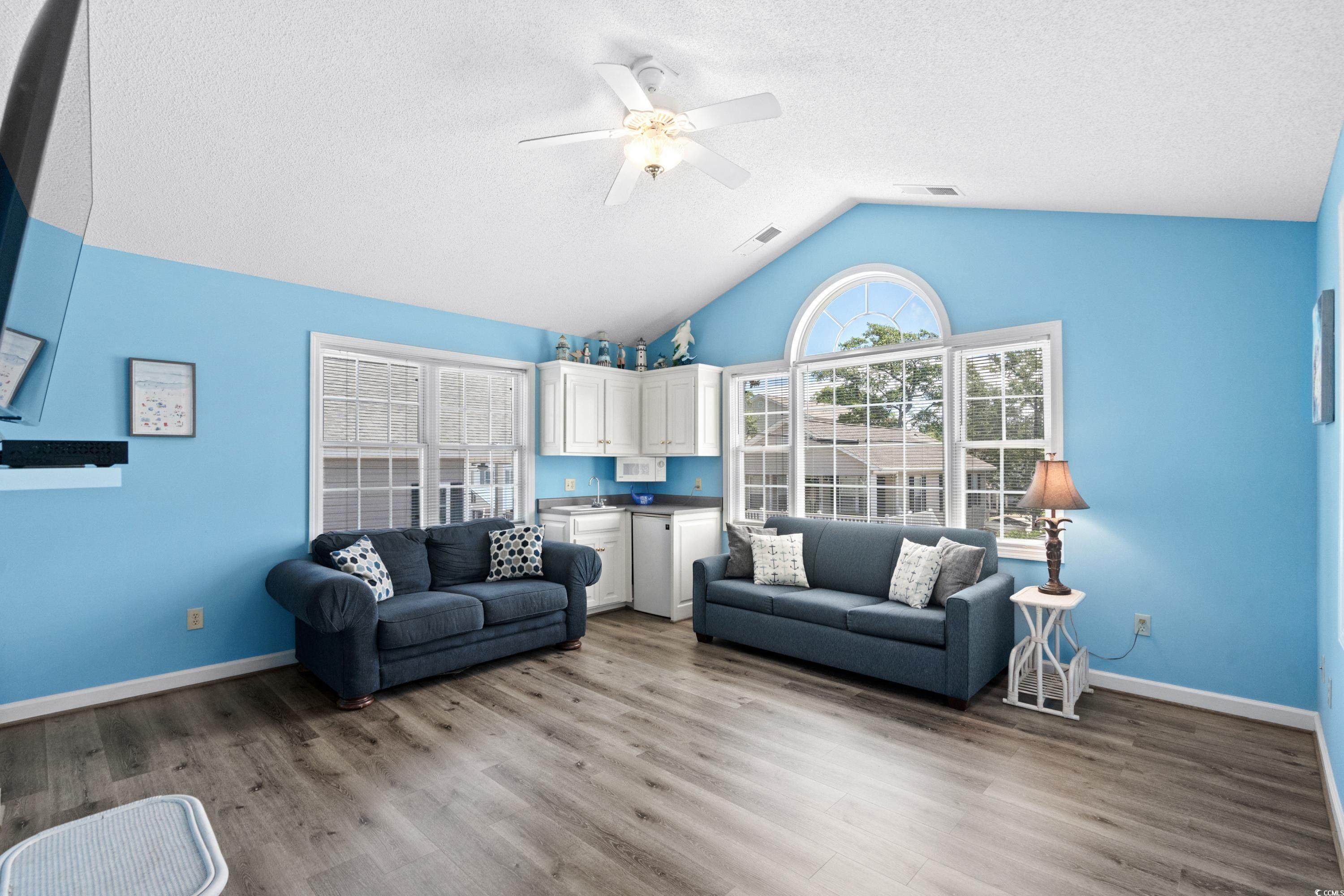 6001- P16a S Kings Highway Property Photo 23