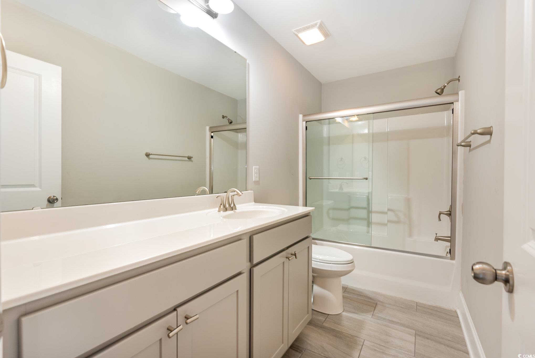 1621 Palmetto Palm Dr. Property Photo 18