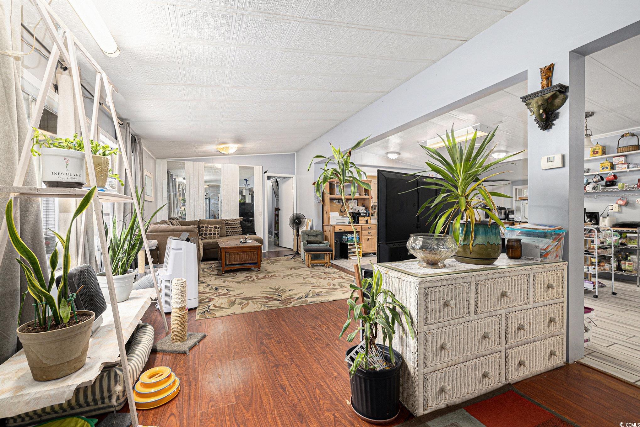 1015 Franks Ln. Property Photo 5