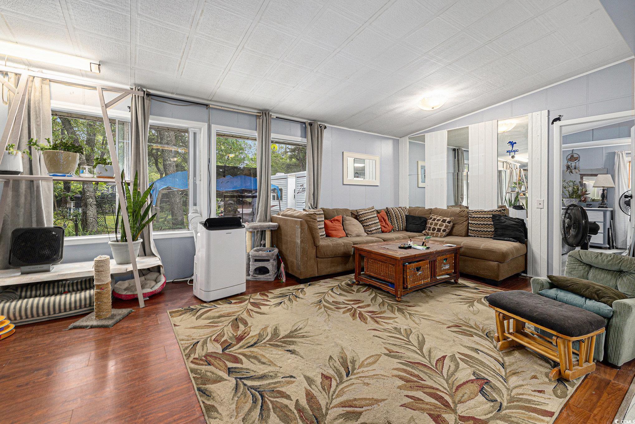 1015 Franks Ln. Property Photo 7