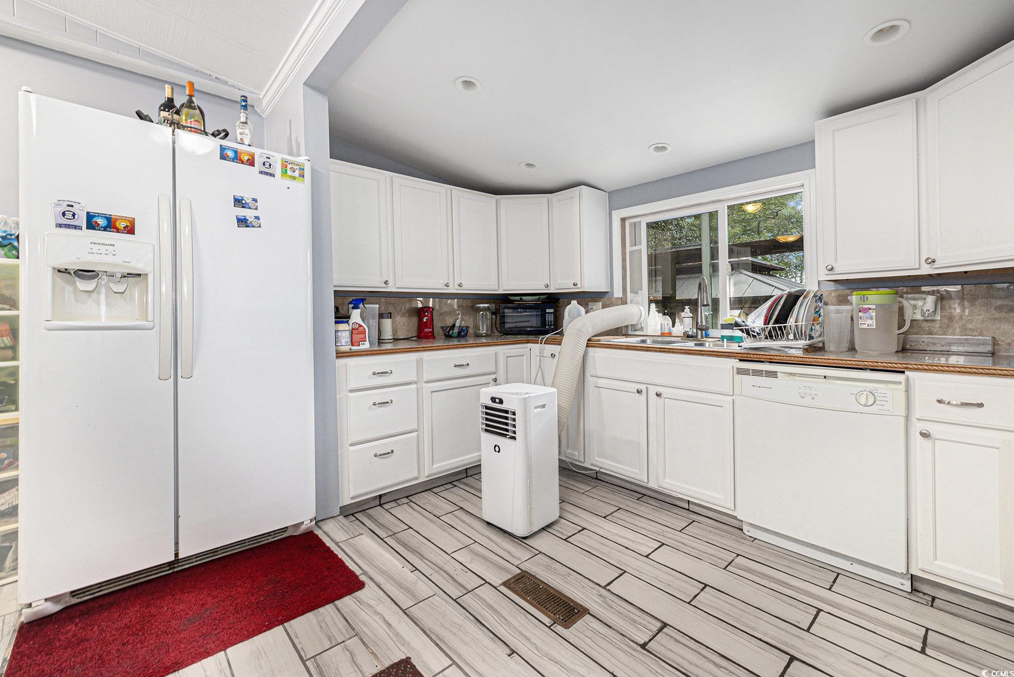 1015 Franks Ln. Property Photo 10