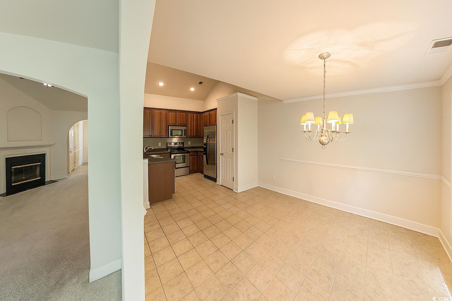 364 Vesta Dr. Property Photo 8