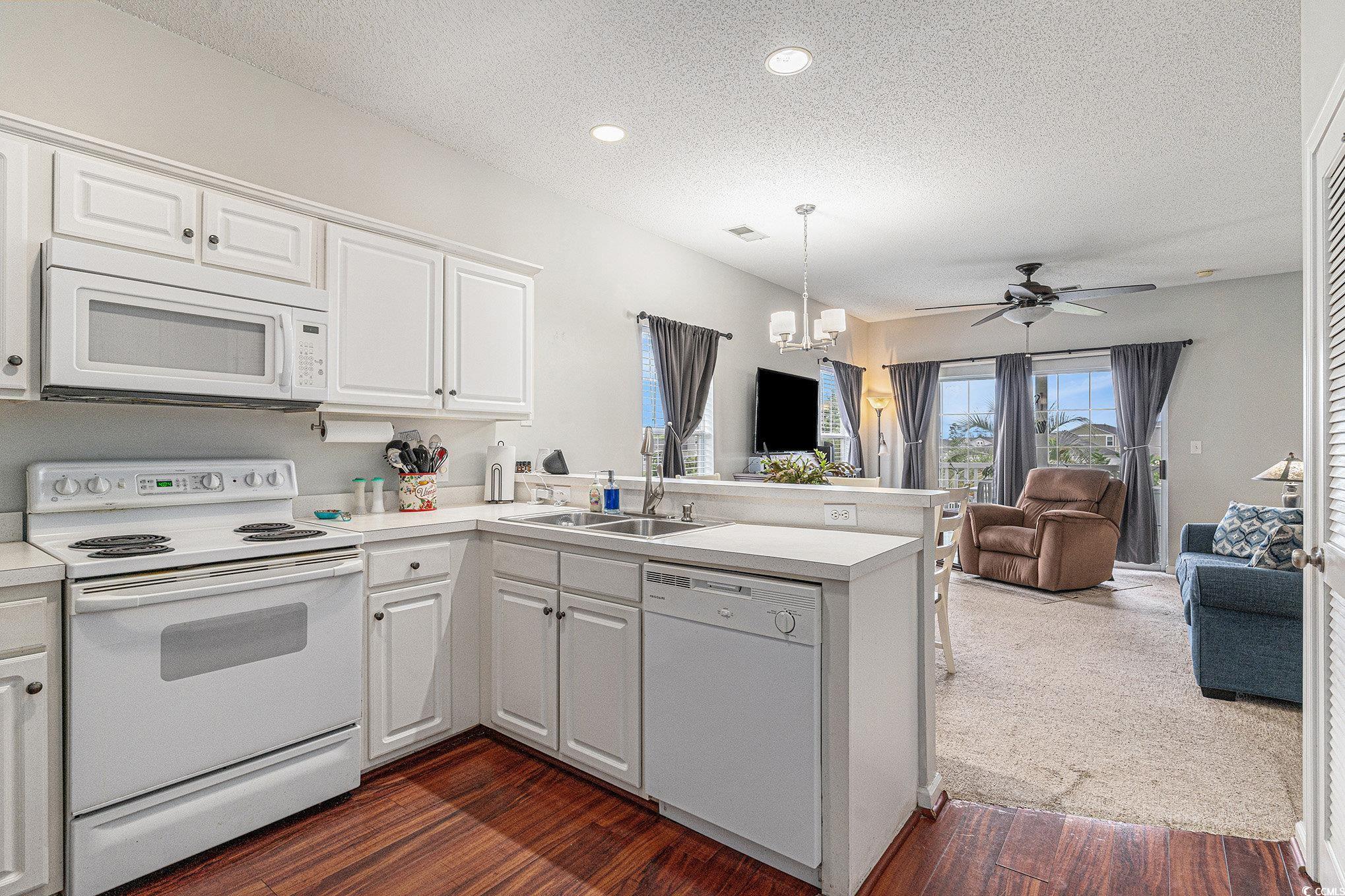 2000 Cross Gate Blvd. Property Photo 7