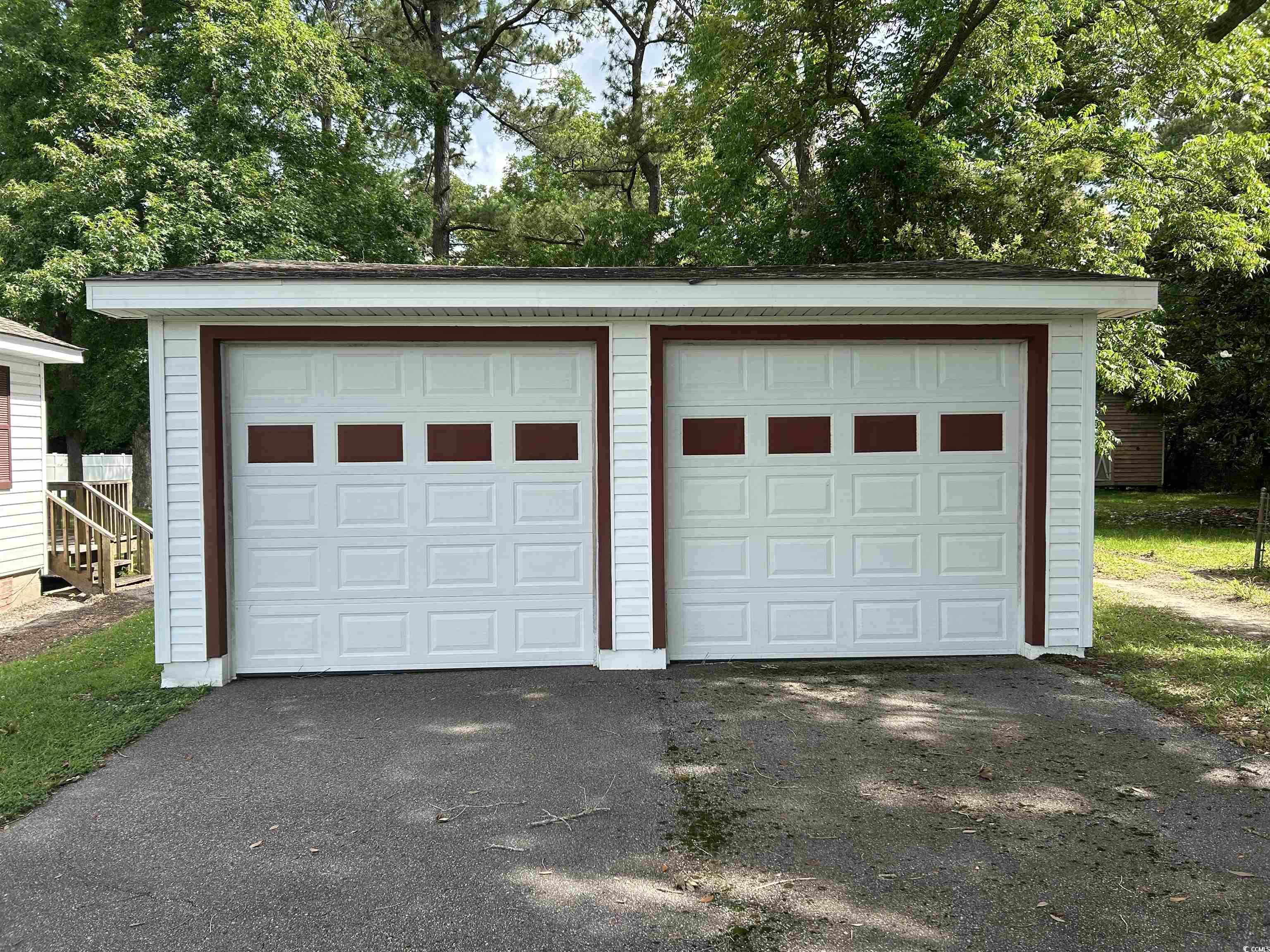 404 E Andrews St. Property Photo 2