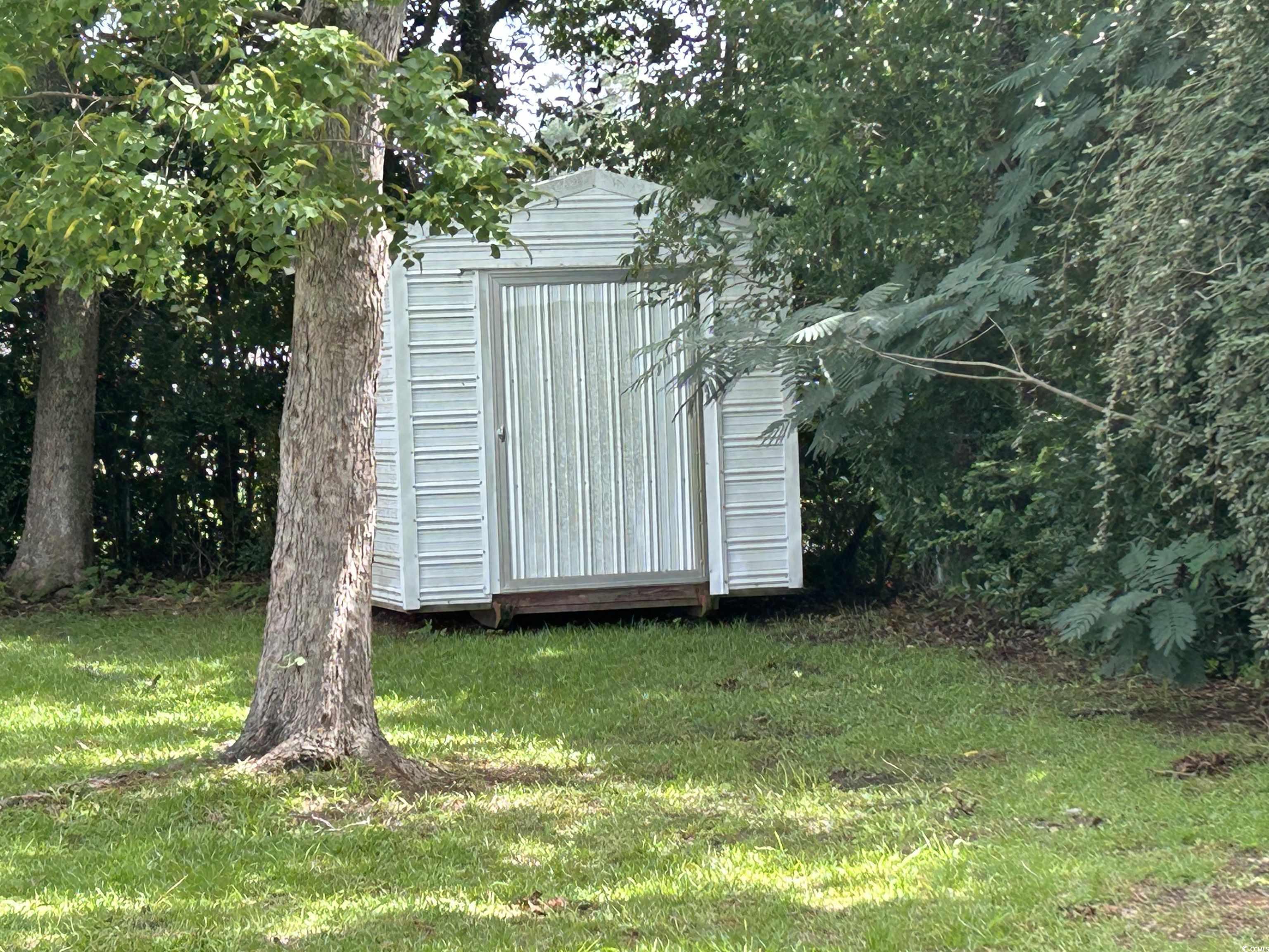 404 E Andrews St. Property Photo 13