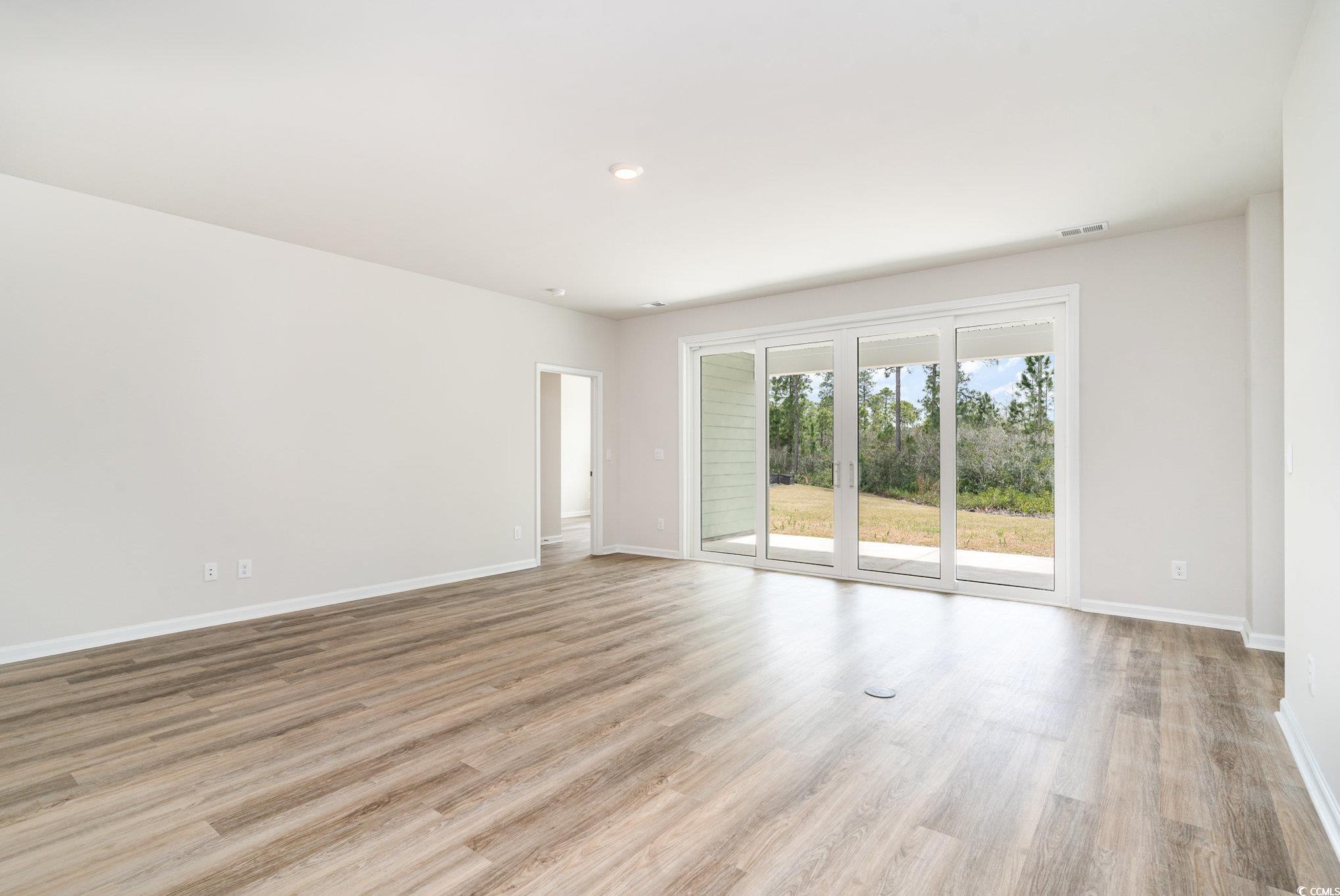 7176 Shooting Star Way Property Photo 4