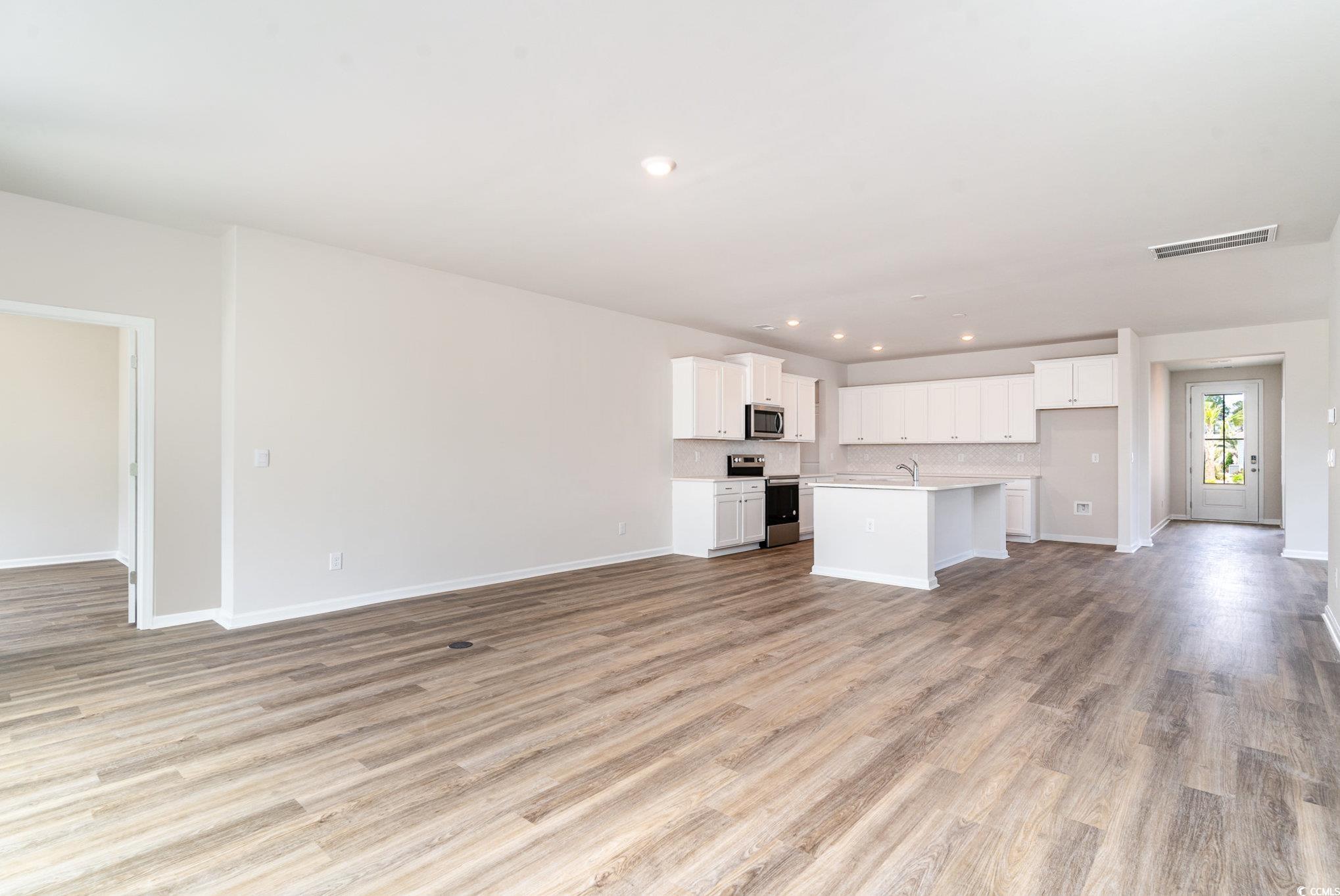 7176 Shooting Star Way Property Photo 7