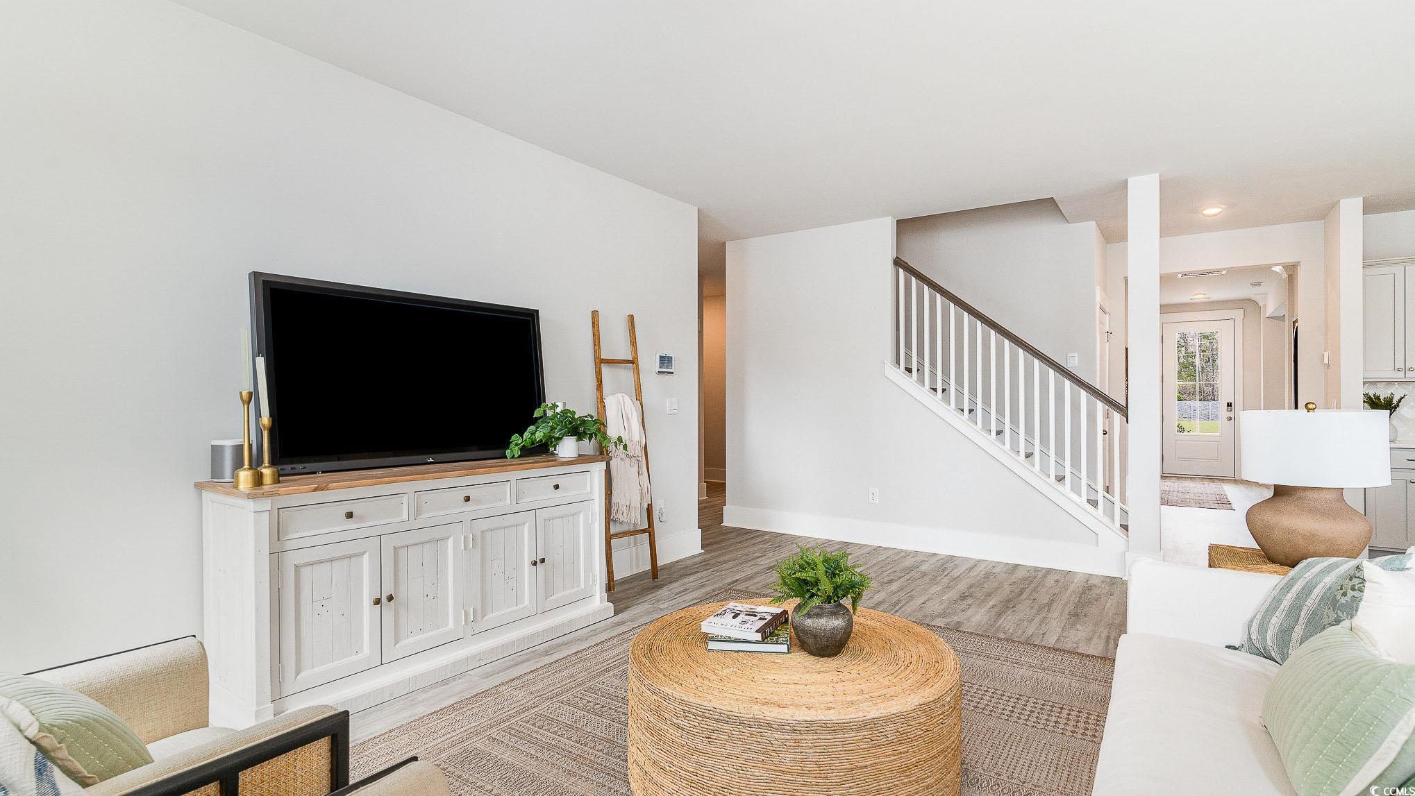 7123 Shooting Star Way Property Photo 6