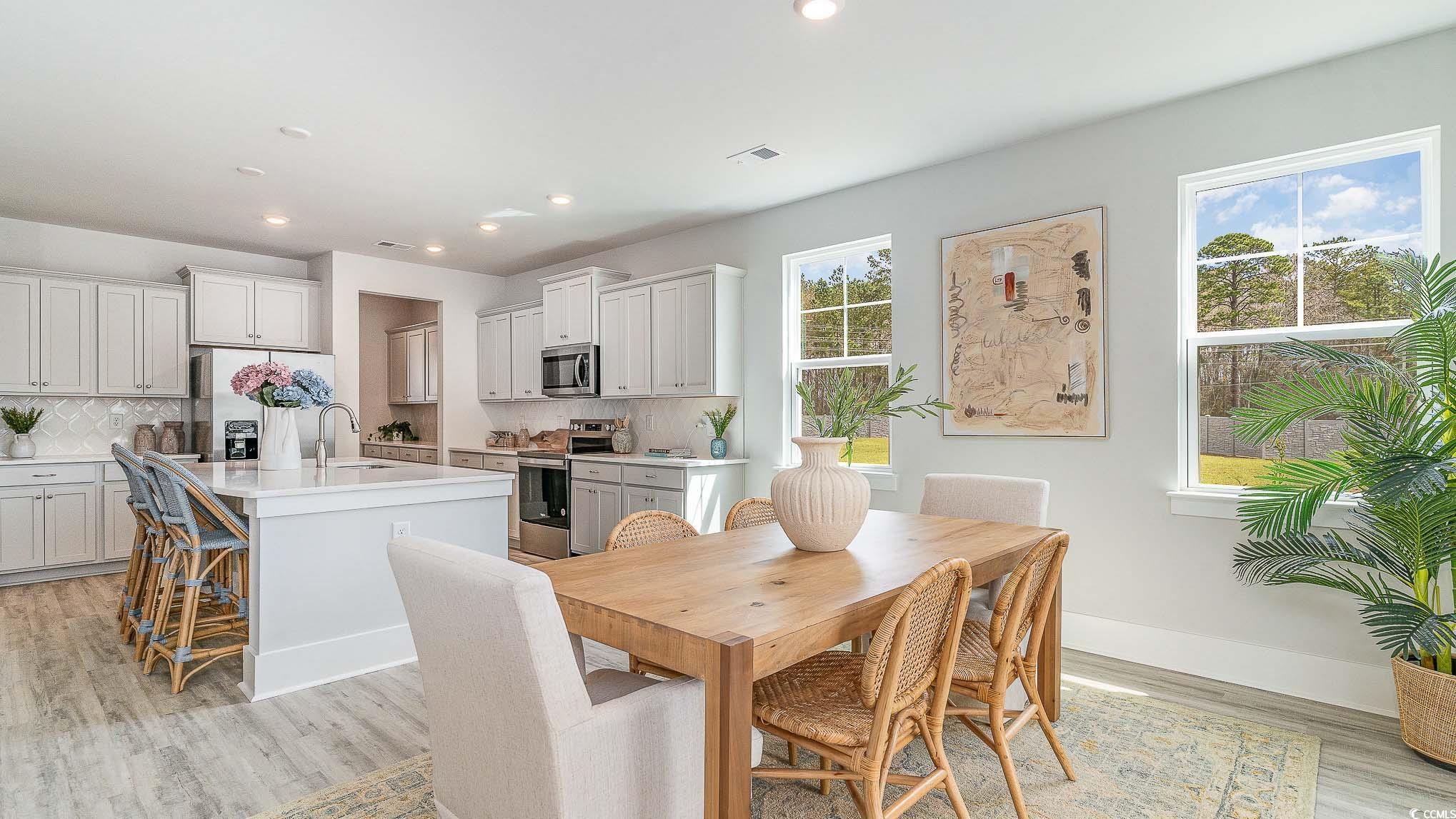 7123 Shooting Star Way Property Photo 9