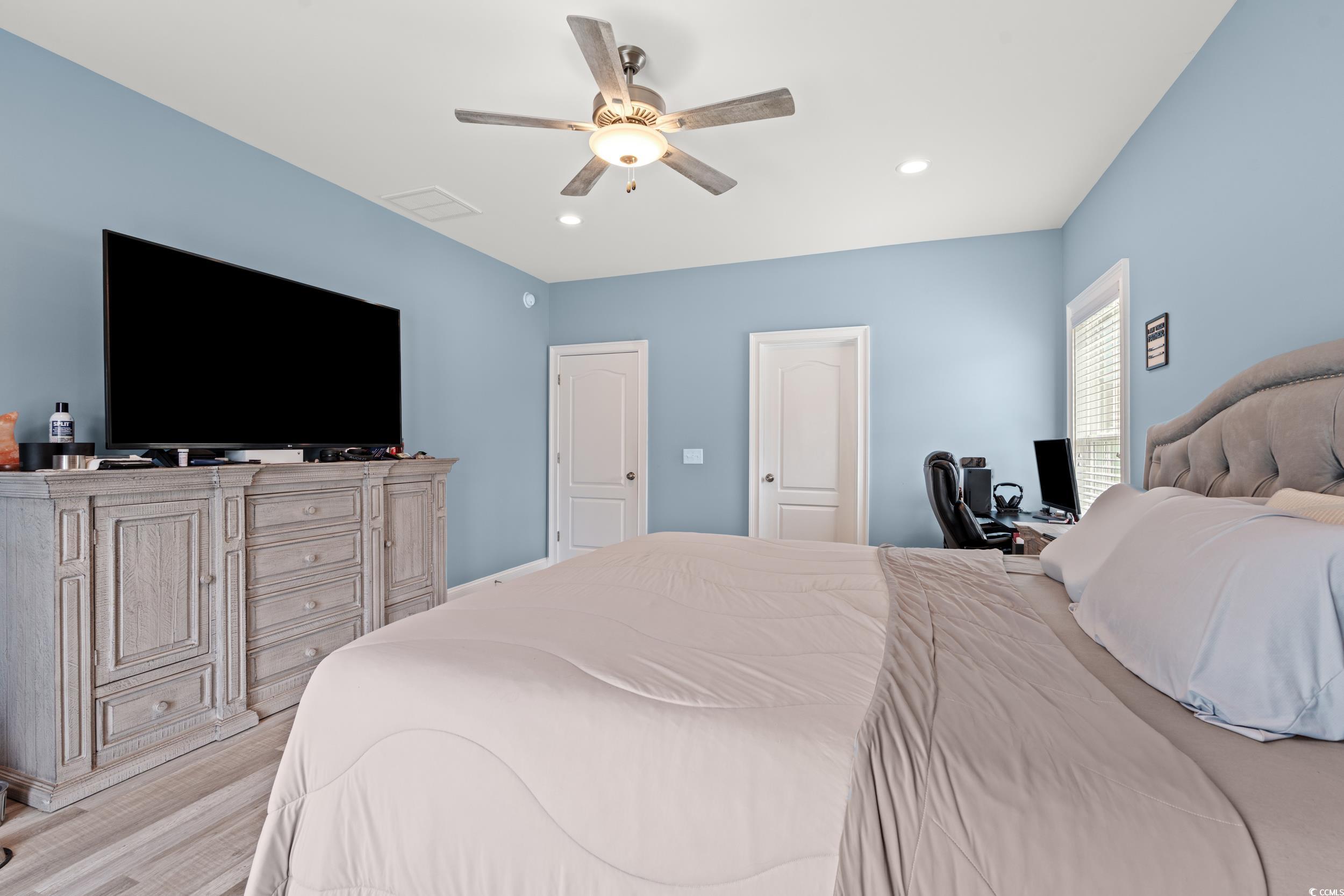 2885 Desert Rose St. Property Photo 13