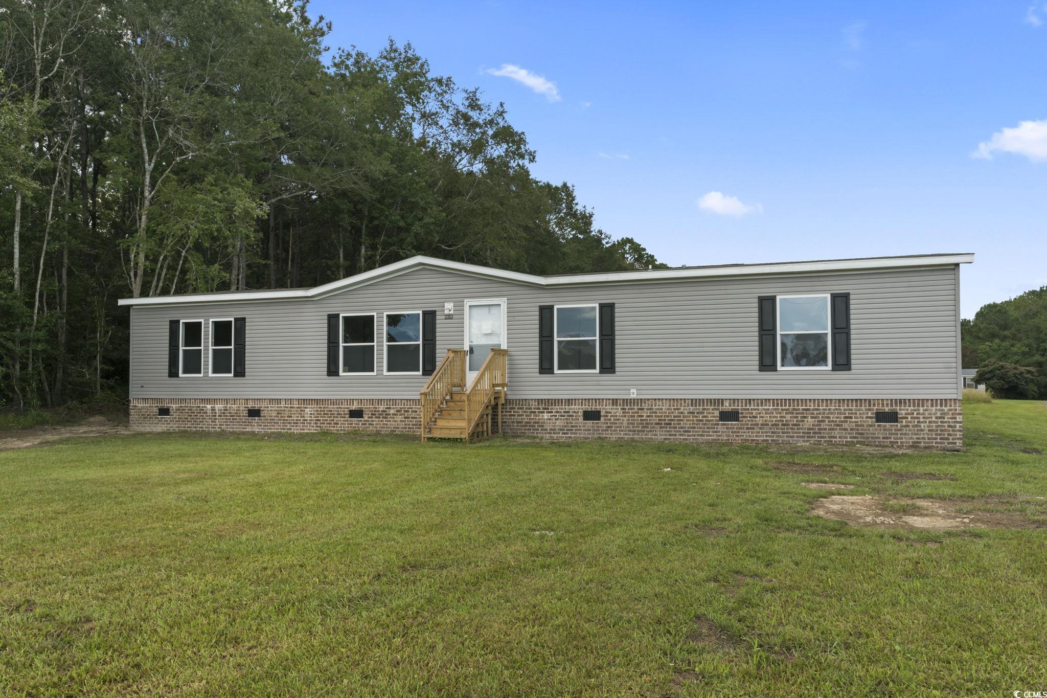 3353 Fries Bay Rd. Property Photo 2