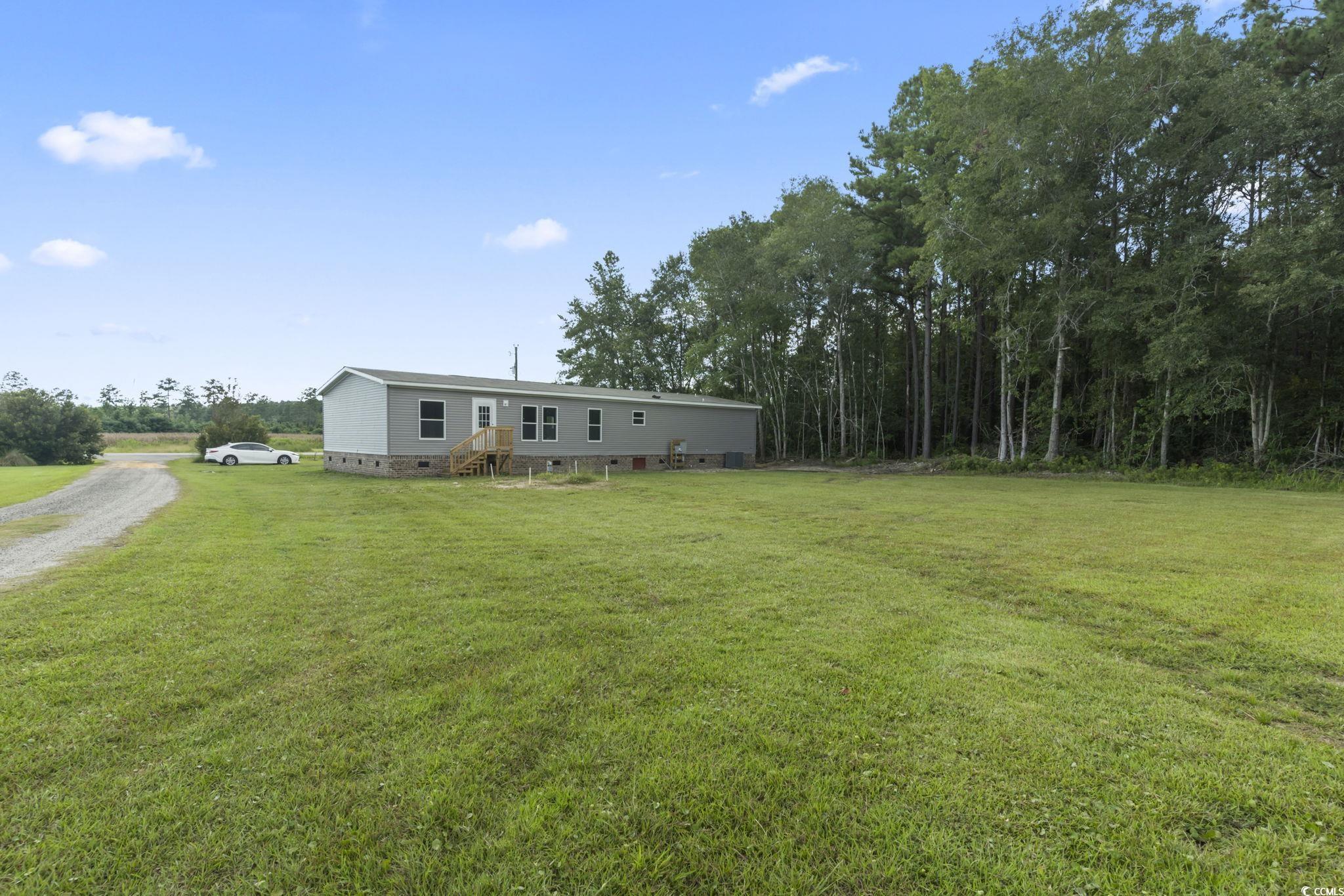 3353 Fries Bay Rd. Property Photo 4