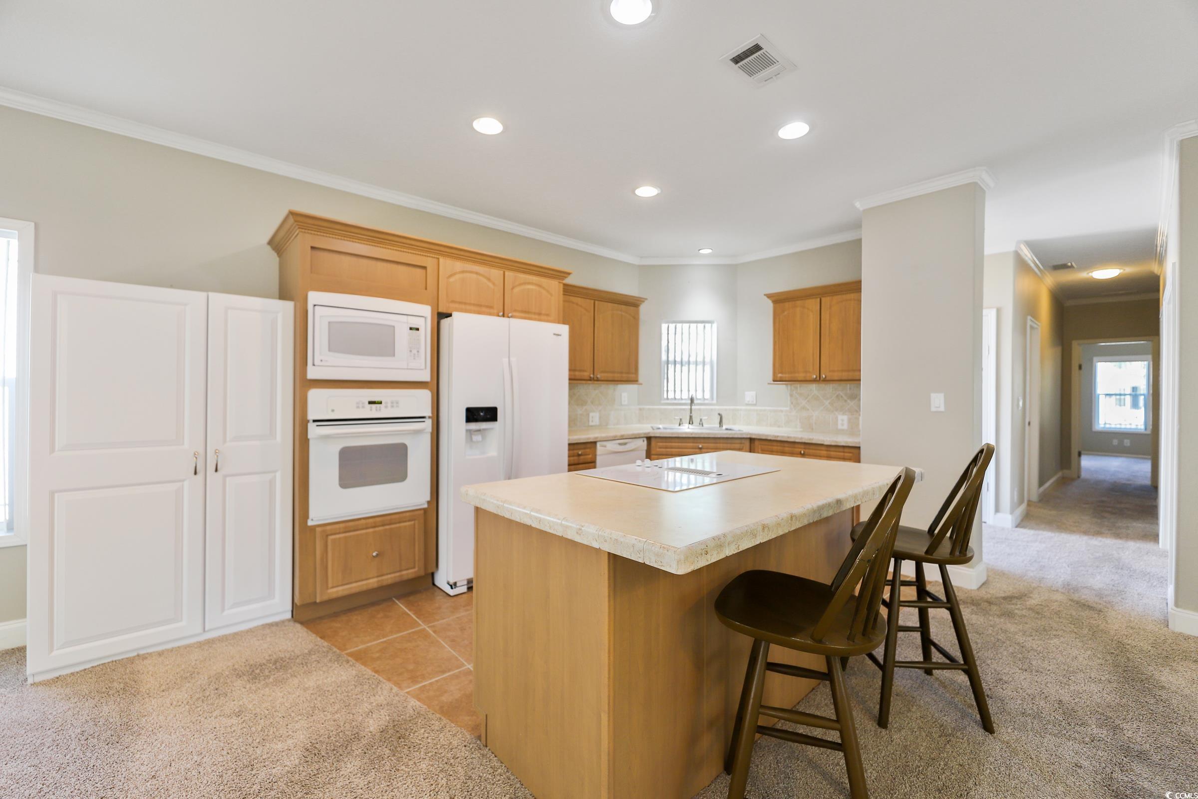 628 Lake Estates Ct. Property Photo 9