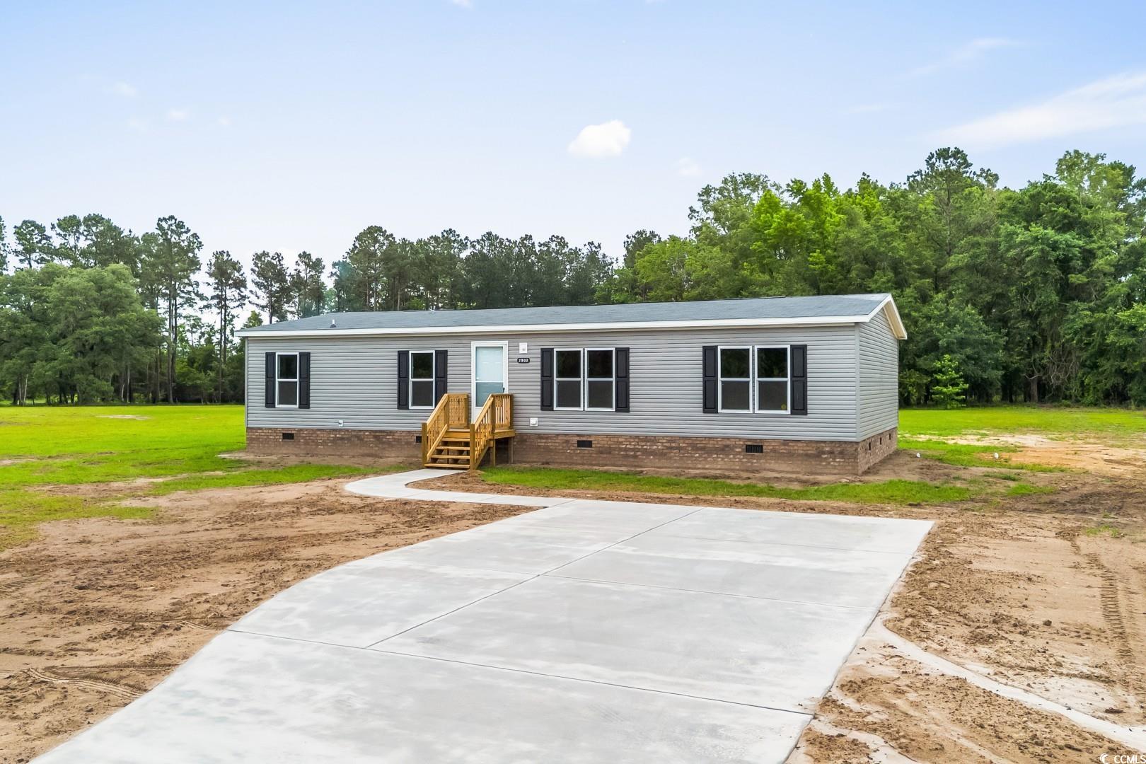 2902 S Highway 41a Property Photo 1