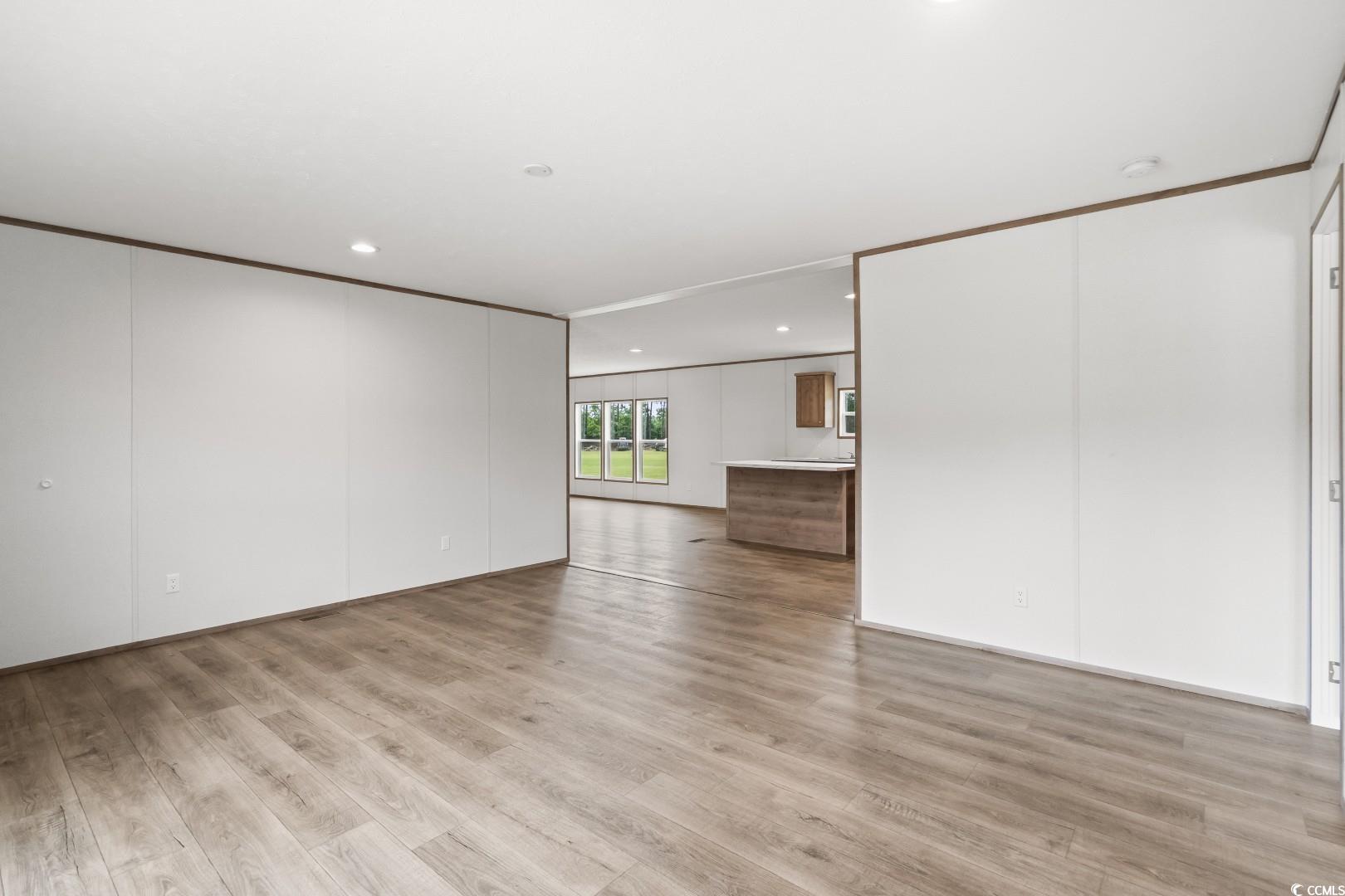 2902 S Highway 41a Property Photo 7