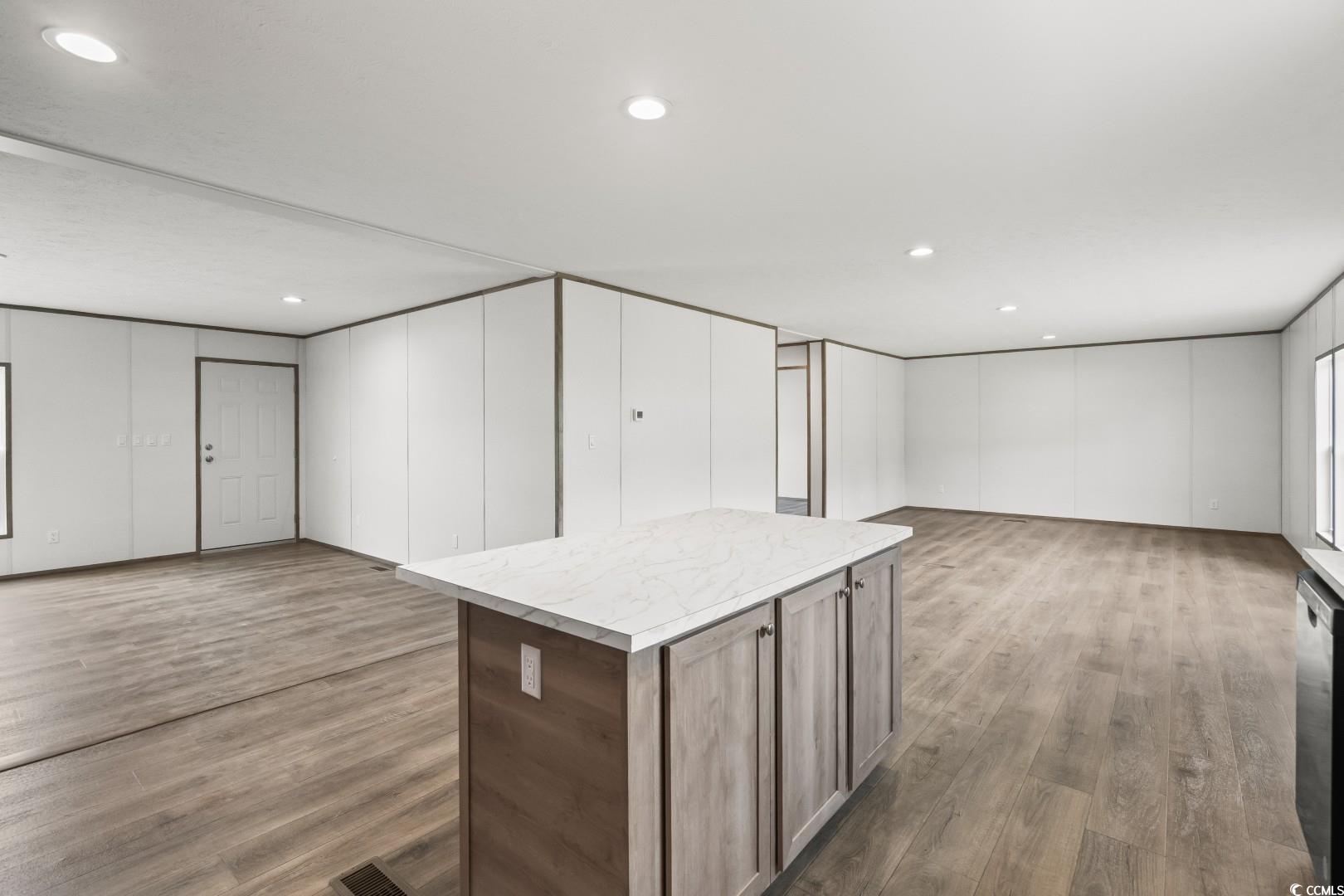 2902 S Highway 41a Property Photo 18