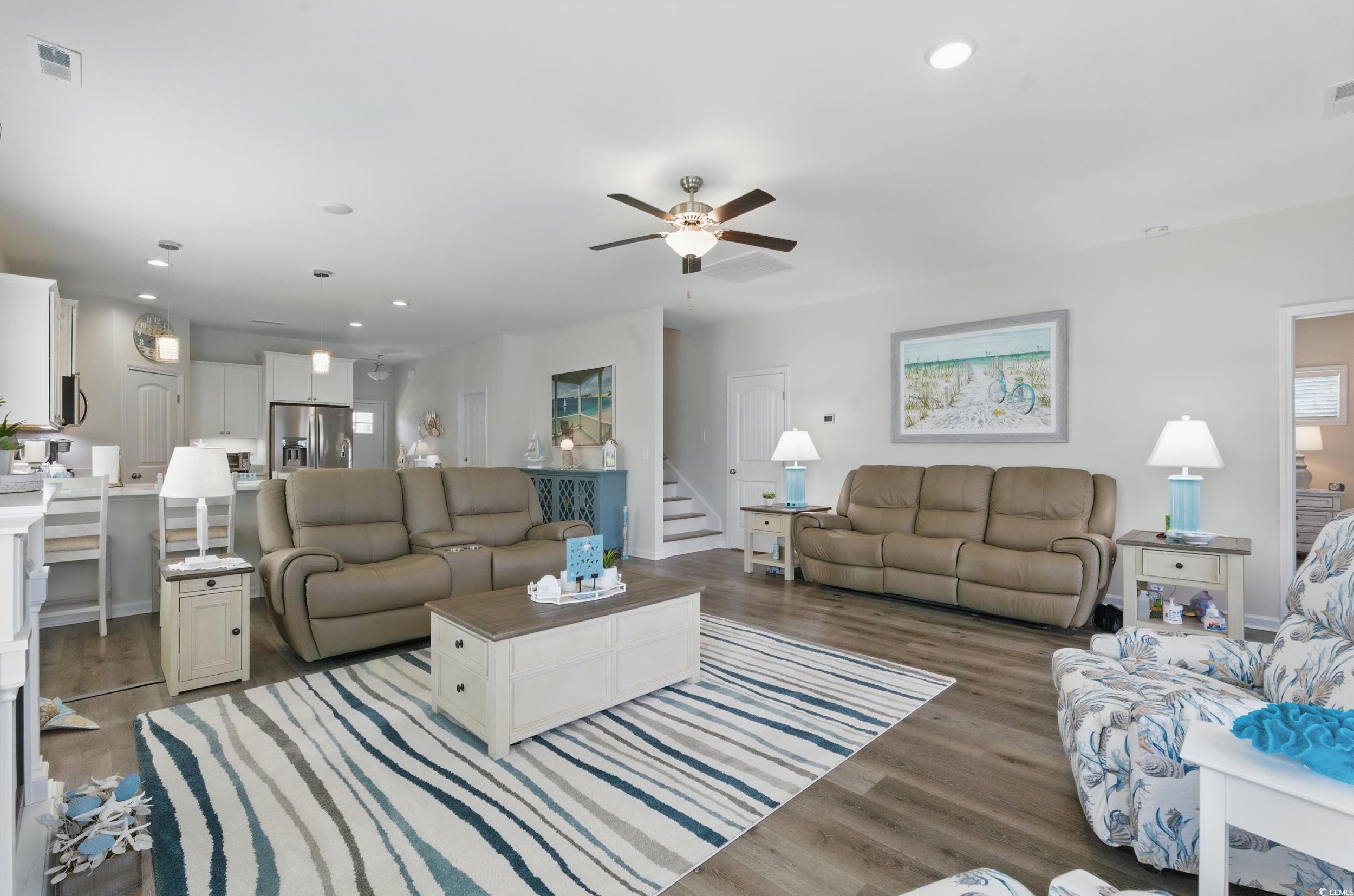 668 Rycola Circle Property Photo 4