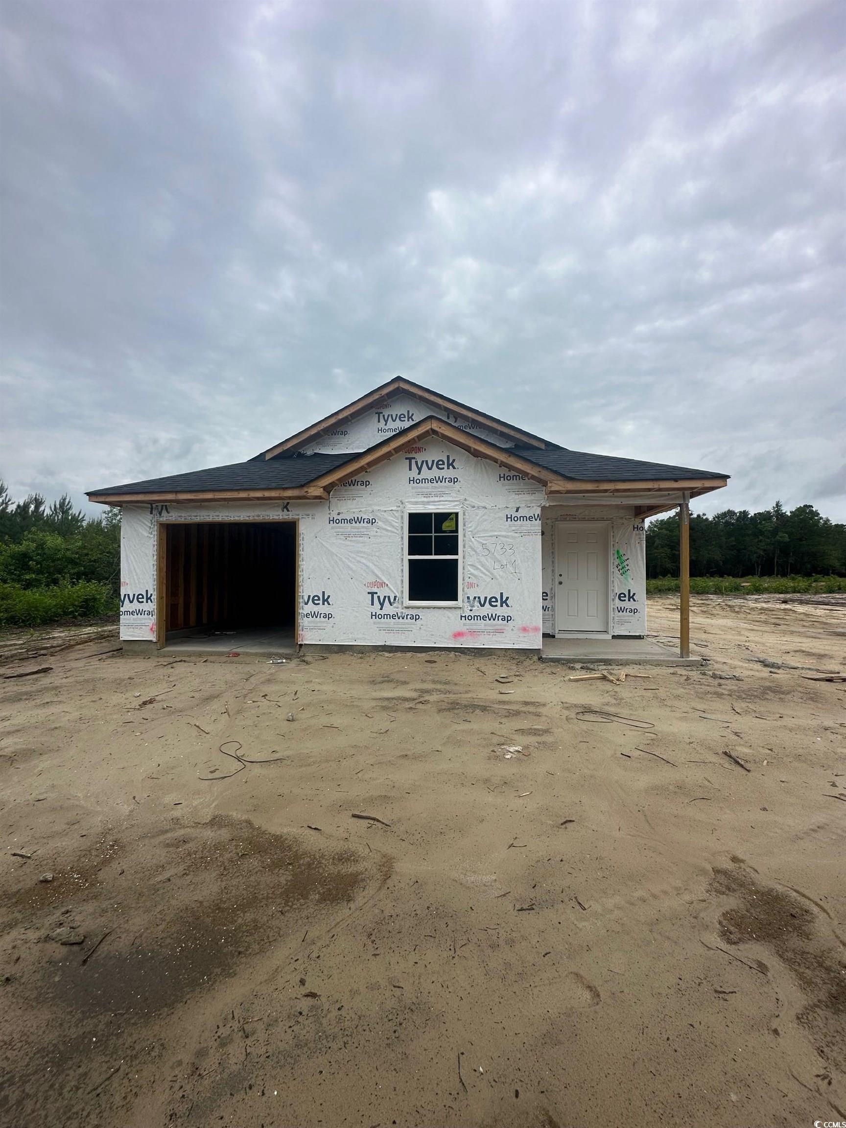 5733 S Highway 41 Property Photo 1
