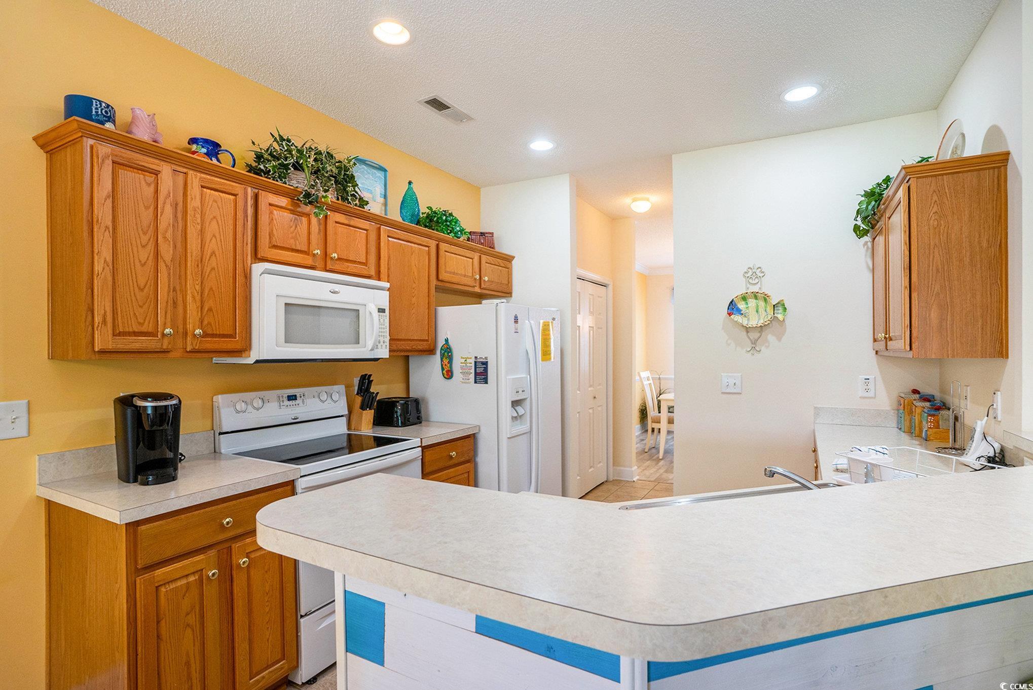 6172 Catalina Dr. Property Photo 6