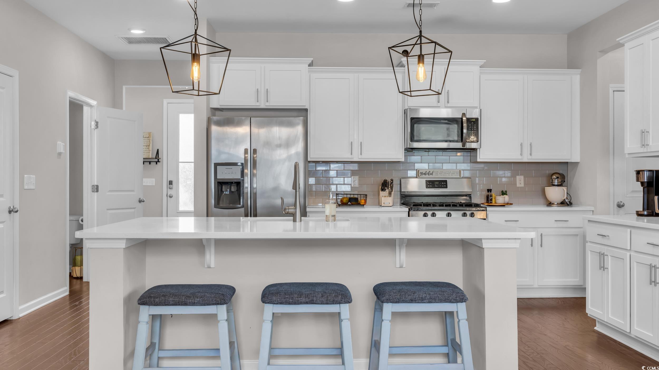 356 Ocean Commons Dr. Property Photo 3