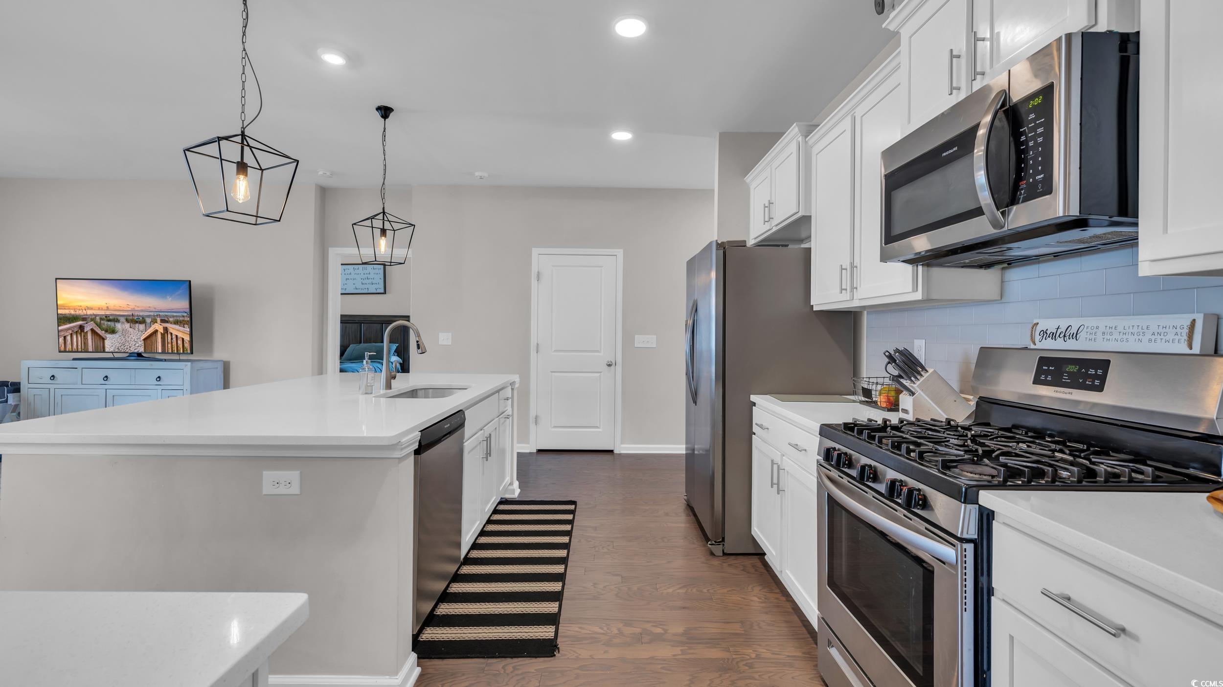 356 Ocean Commons Dr. Property Photo 14