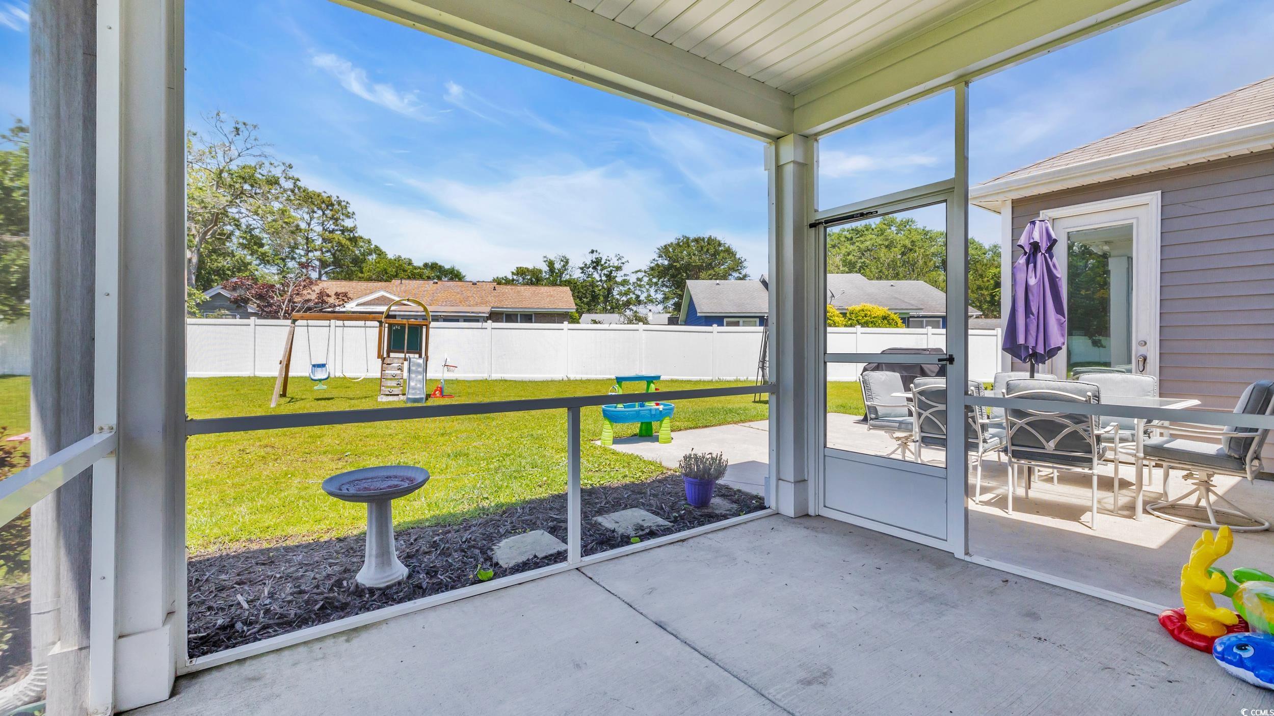 356 Ocean Commons Dr. Property Photo 27