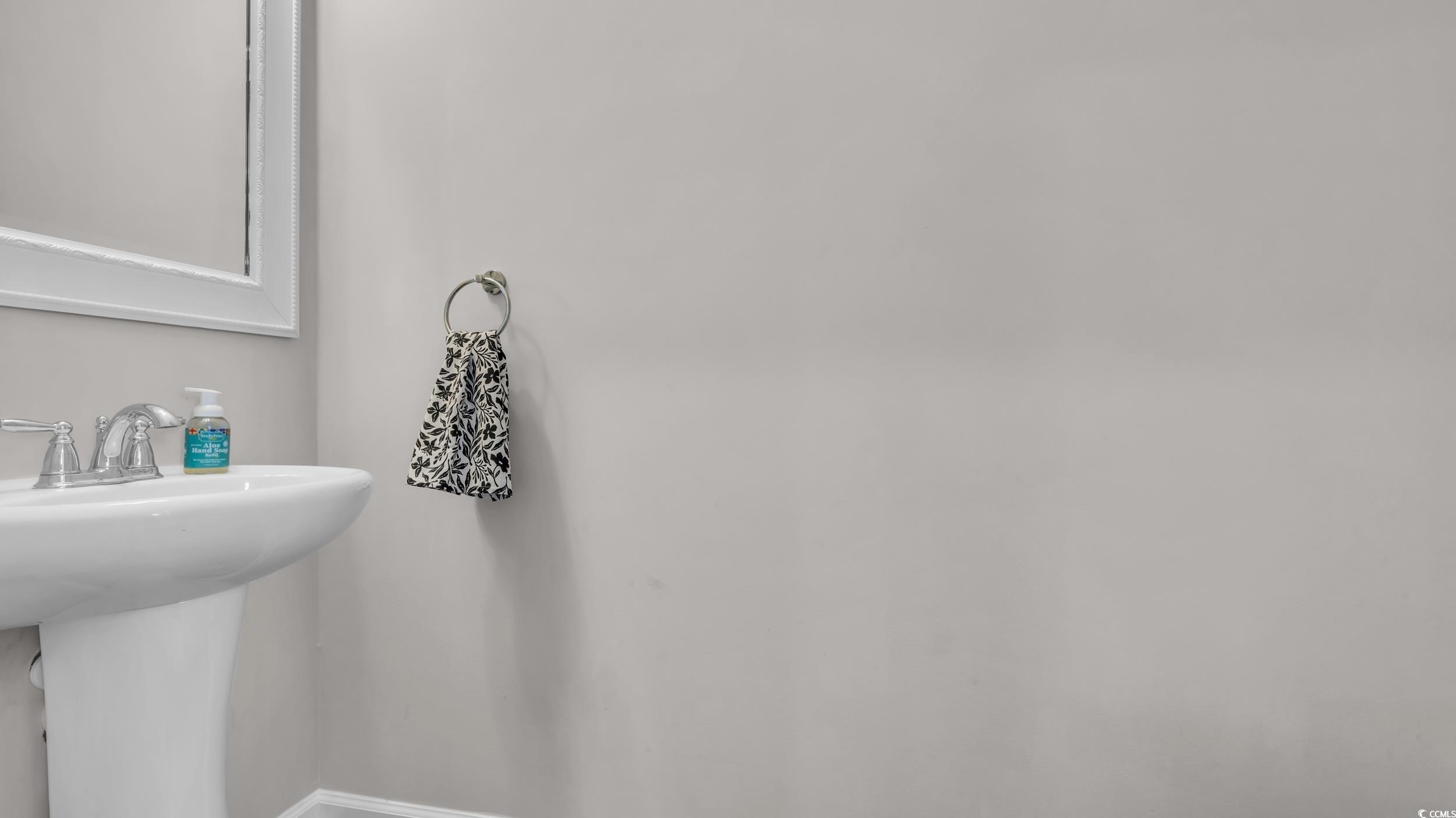 356 Ocean Commons Dr. Property Photo 30