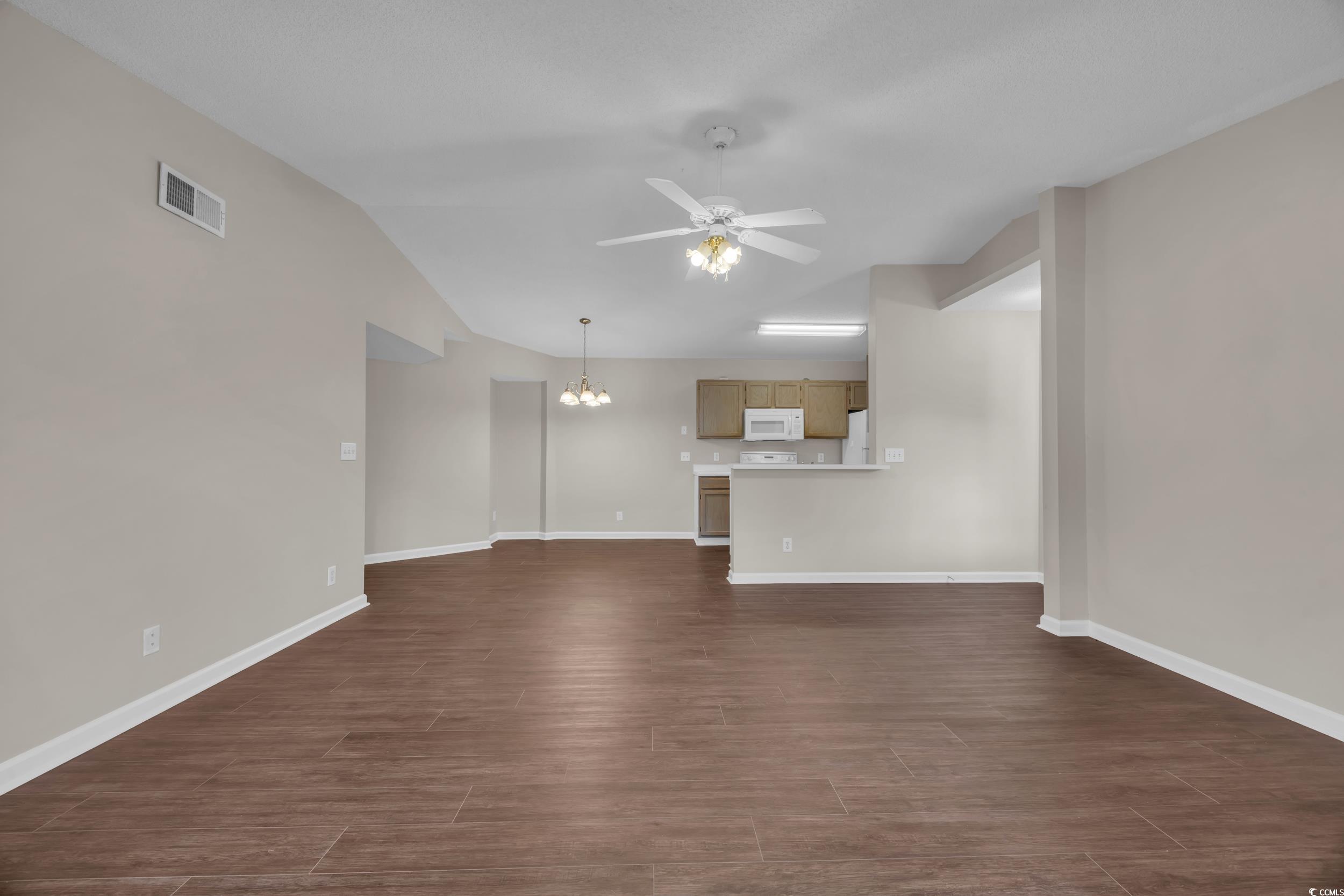 8658 Southbridge Dr. Property Photo 12