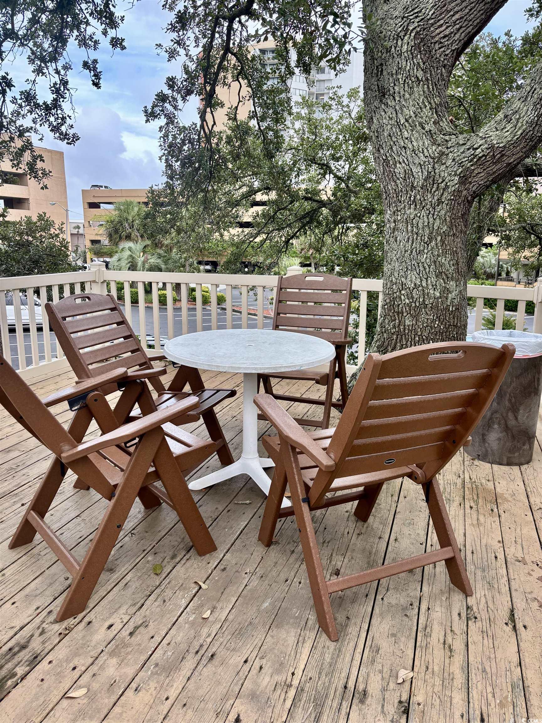 9501 Shore Dr. Property Photo 32