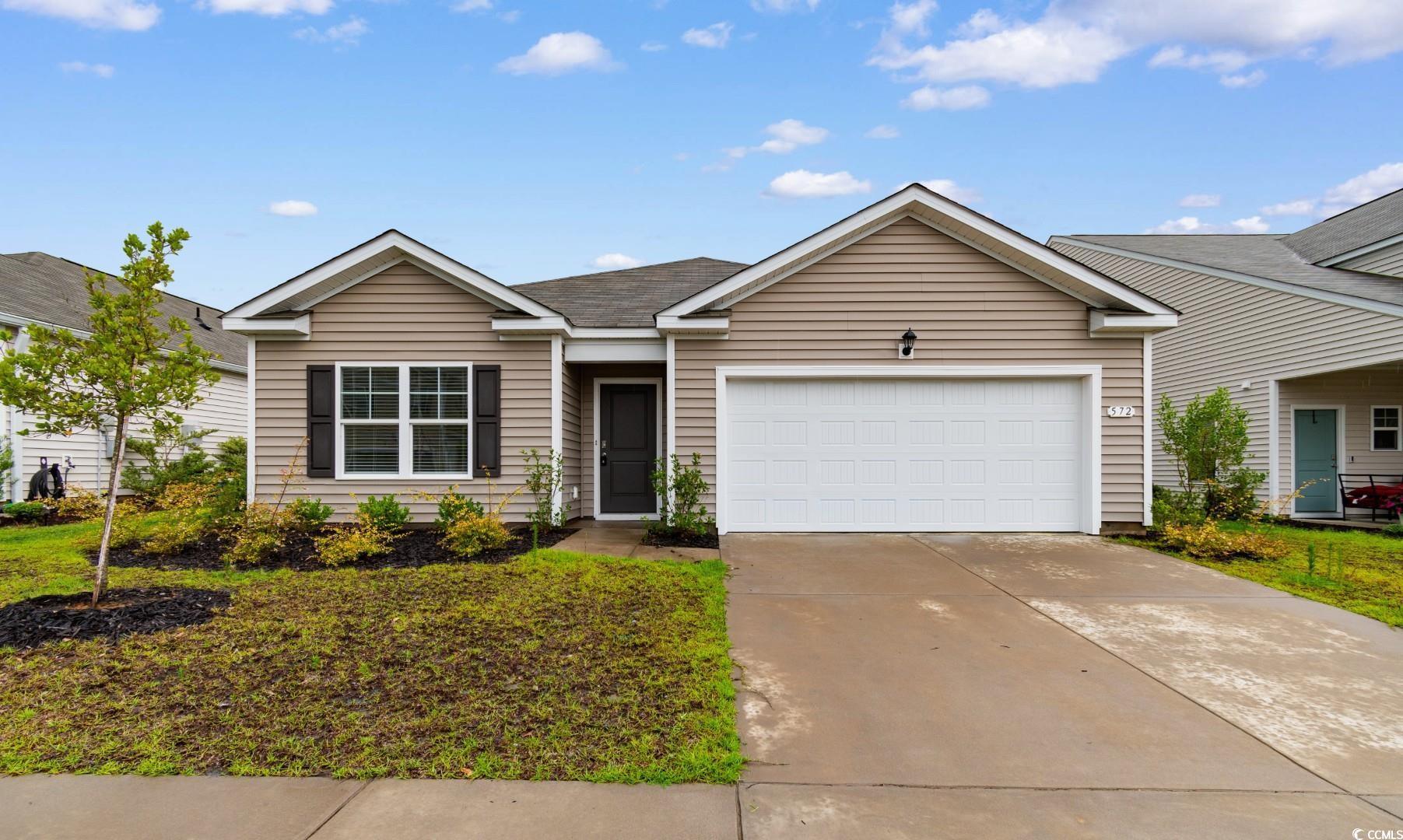 572 Woodland Farms Circle Property Photo 1