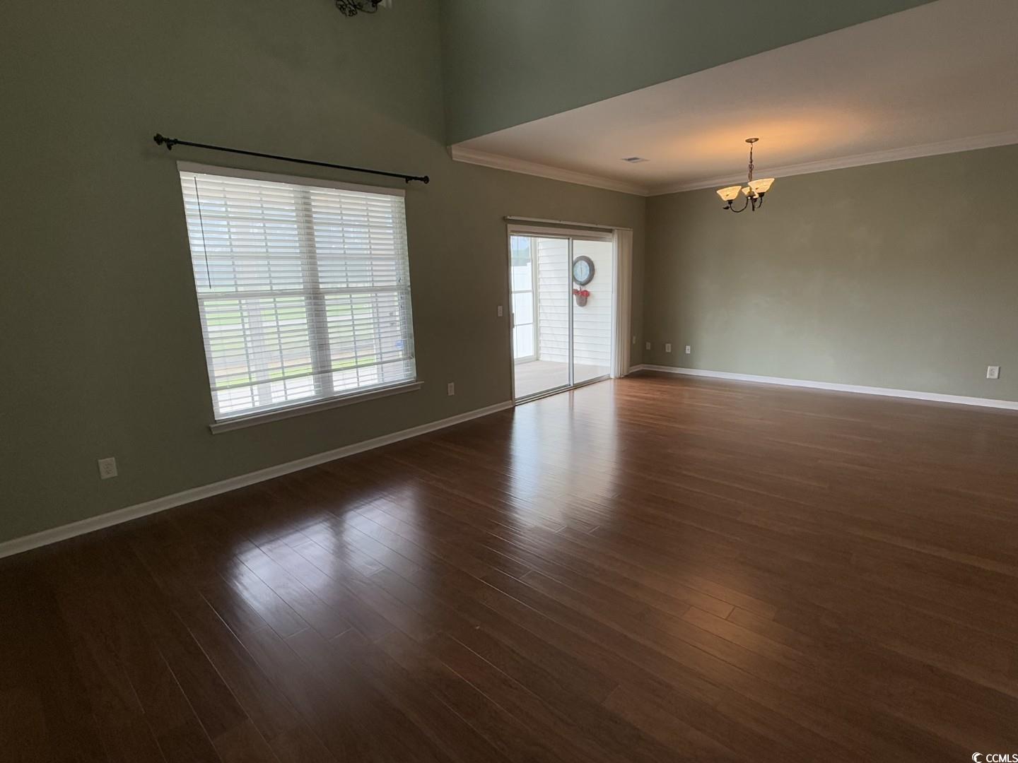 256 Connemara Dr. Property Photo 6