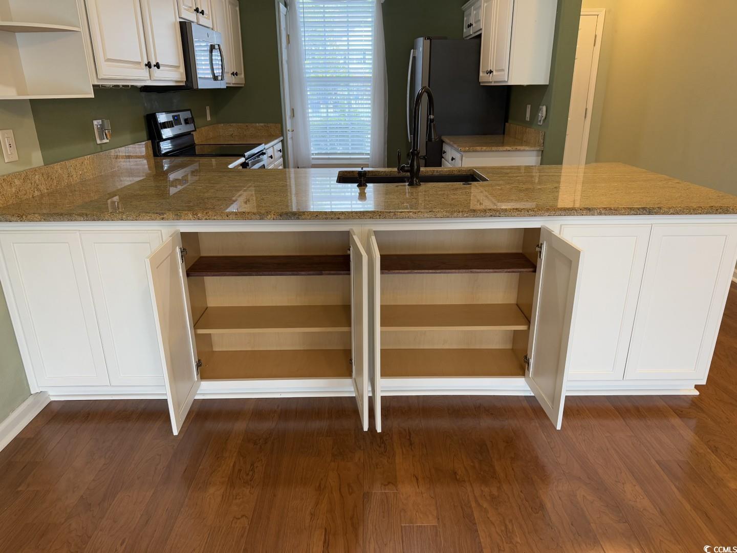 256 Connemara Dr. Property Photo 11