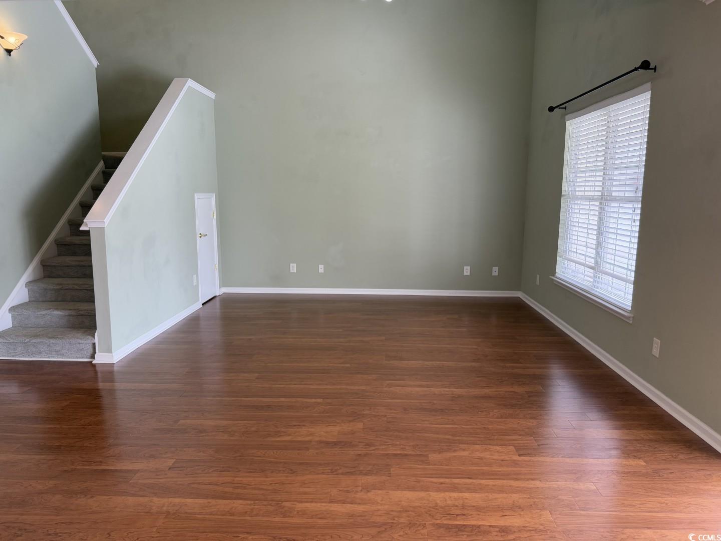 256 Connemara Dr. Property Photo 14