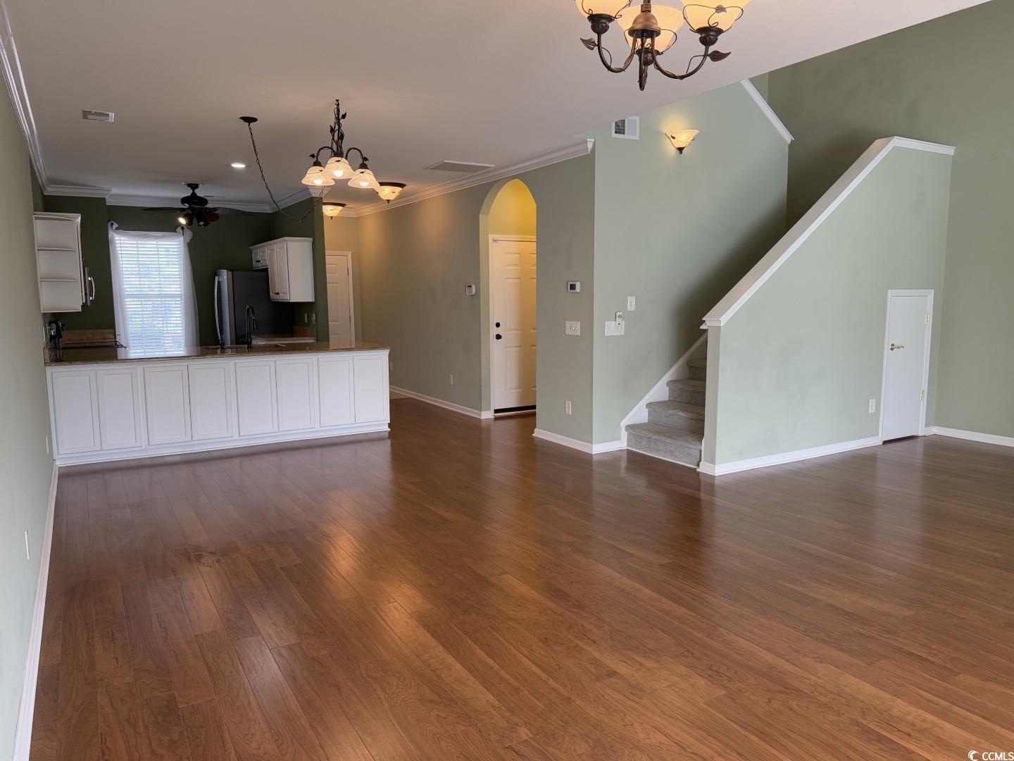 256 Connemara Dr. Property Photo 17