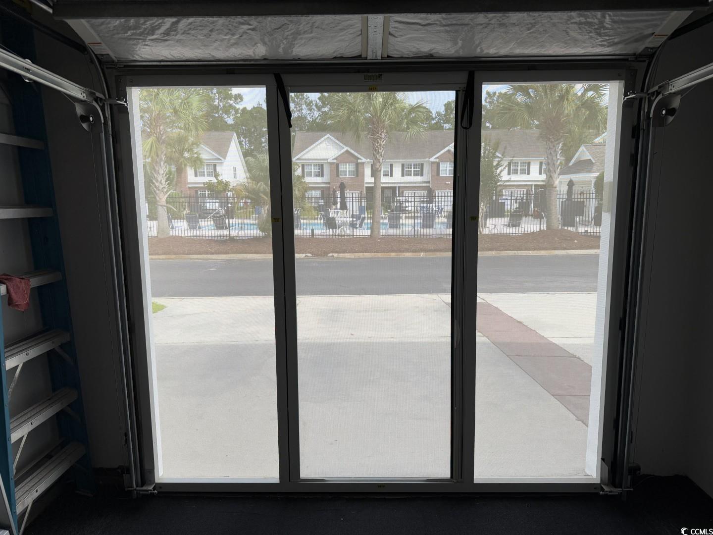 256 Connemara Dr. Property Photo 32