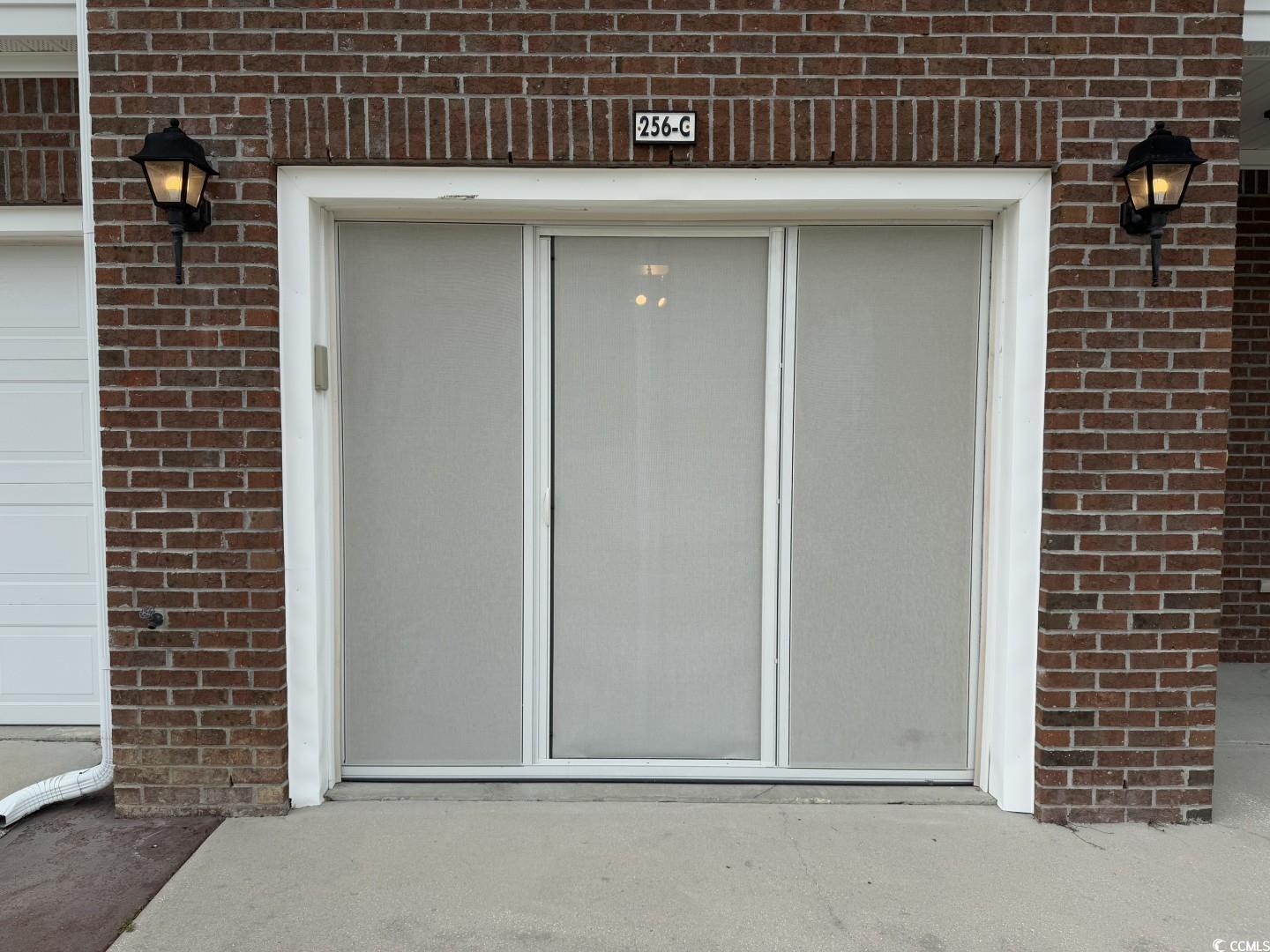 256 Connemara Dr. Property Photo 33