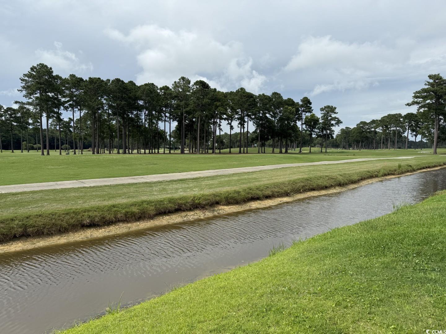 256 Connemara Dr. Property Photo 38