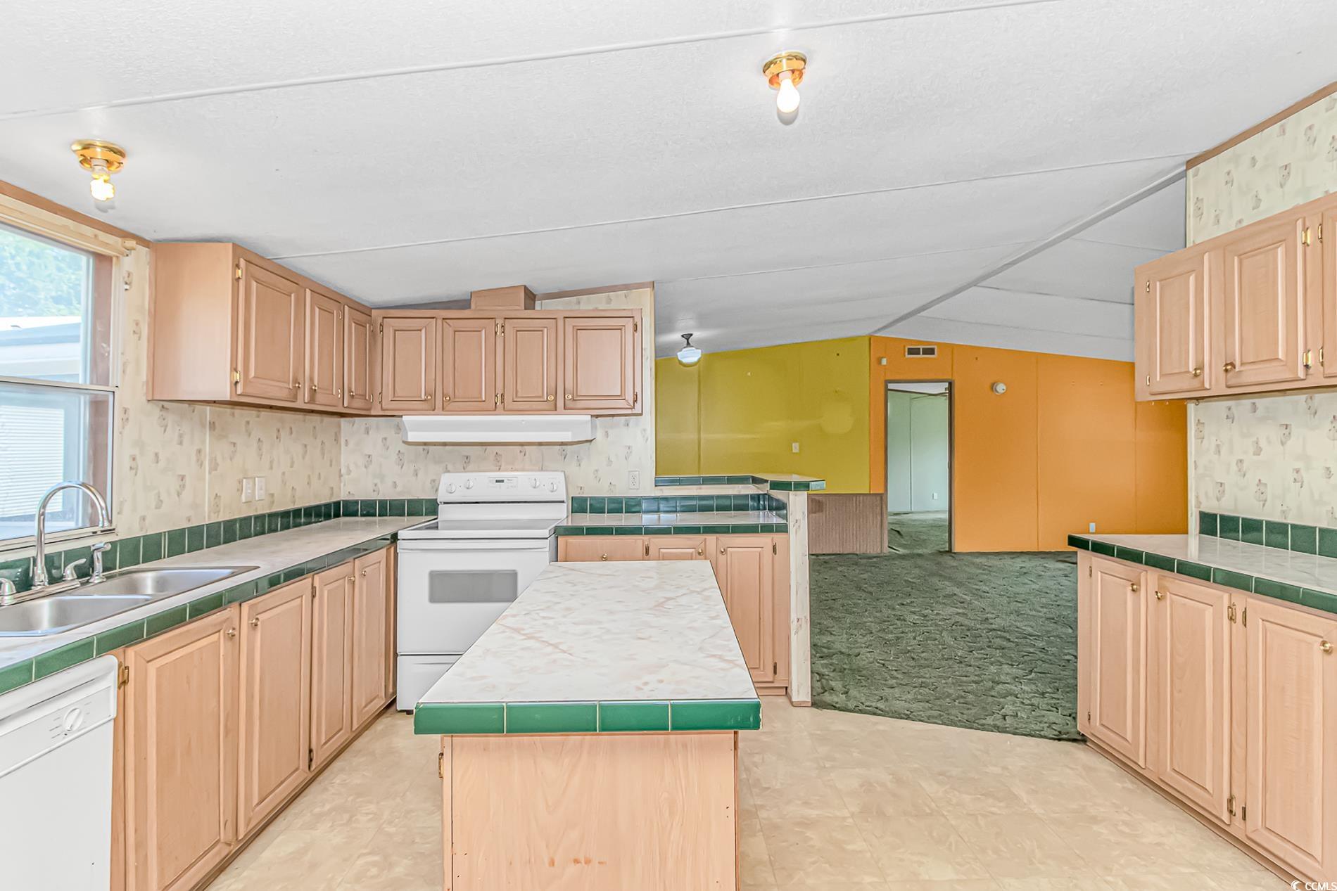 4842 Mill Pond Rd. Property Photo 3