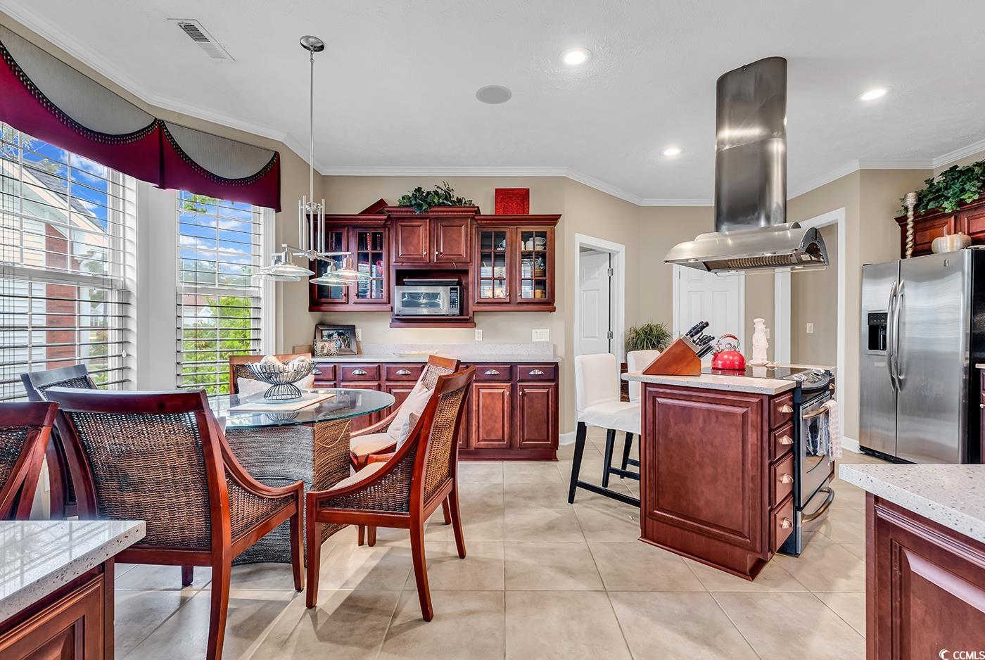 105 Willow Bay Dr. Property Photo 9